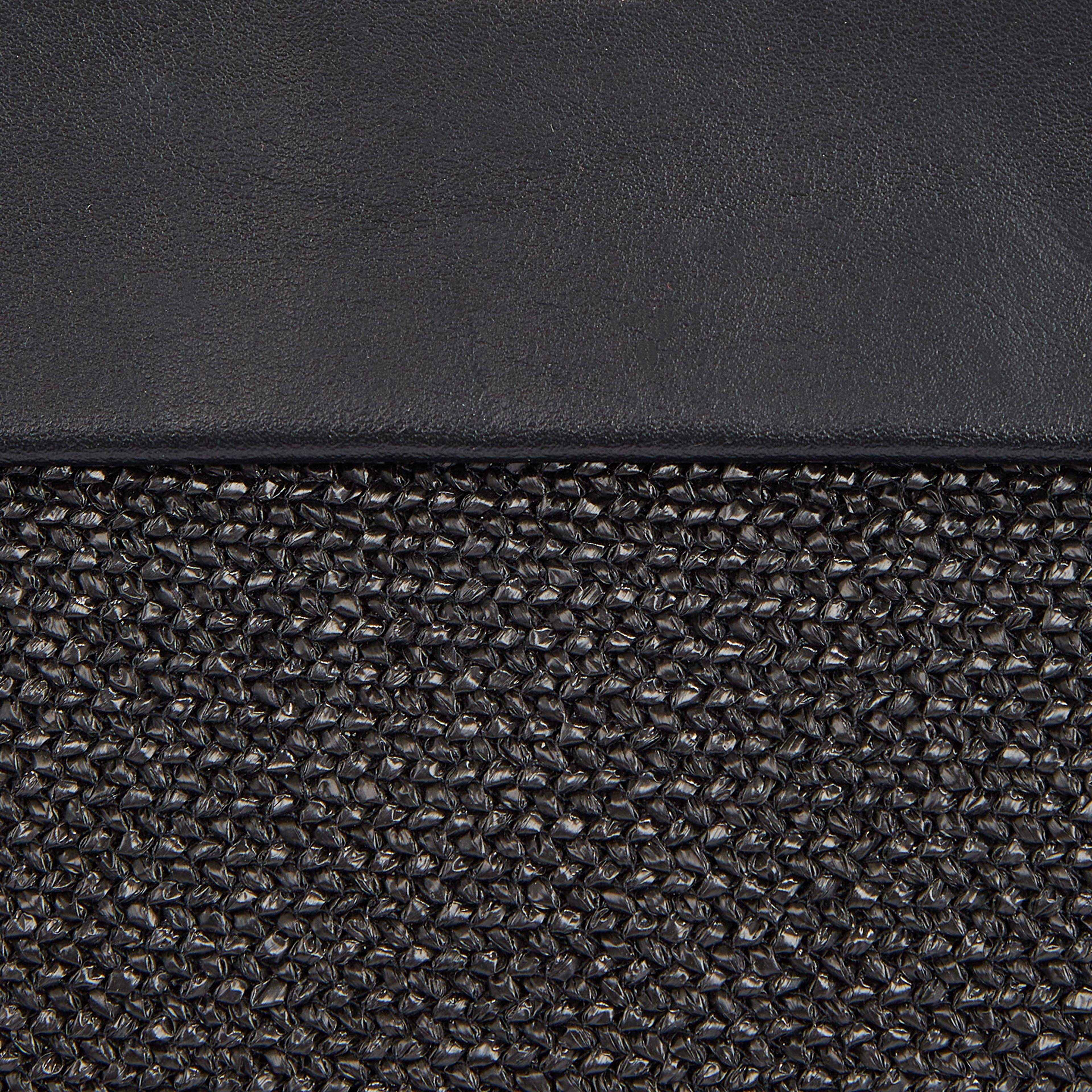 Calvin Klein Kadın Siyah Omuz Çantası