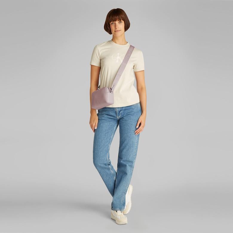 Calvin Klein Ultralight Camera Kadın Mor El Çantası