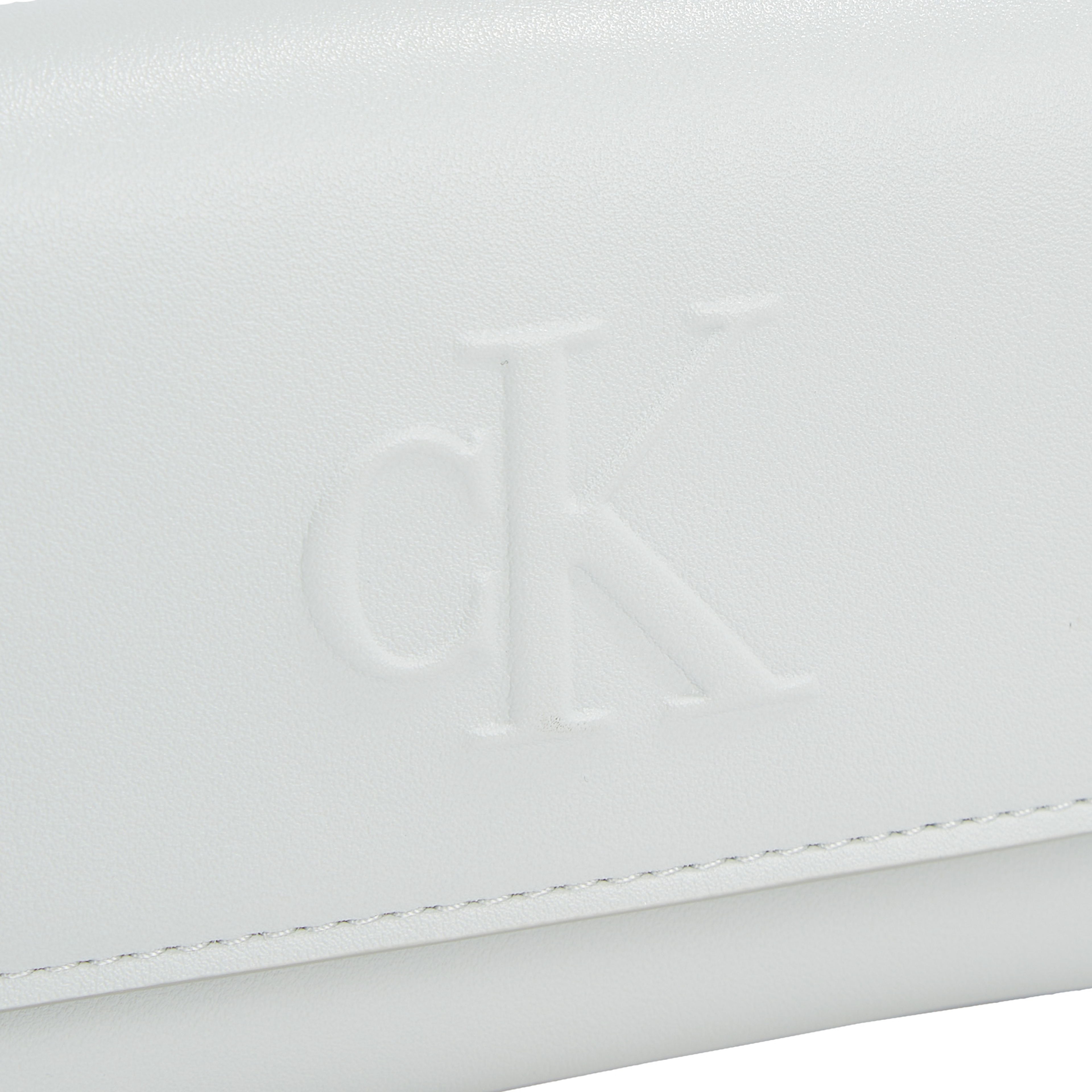 Calvin Klein Kadın Beyaz Cüzdan