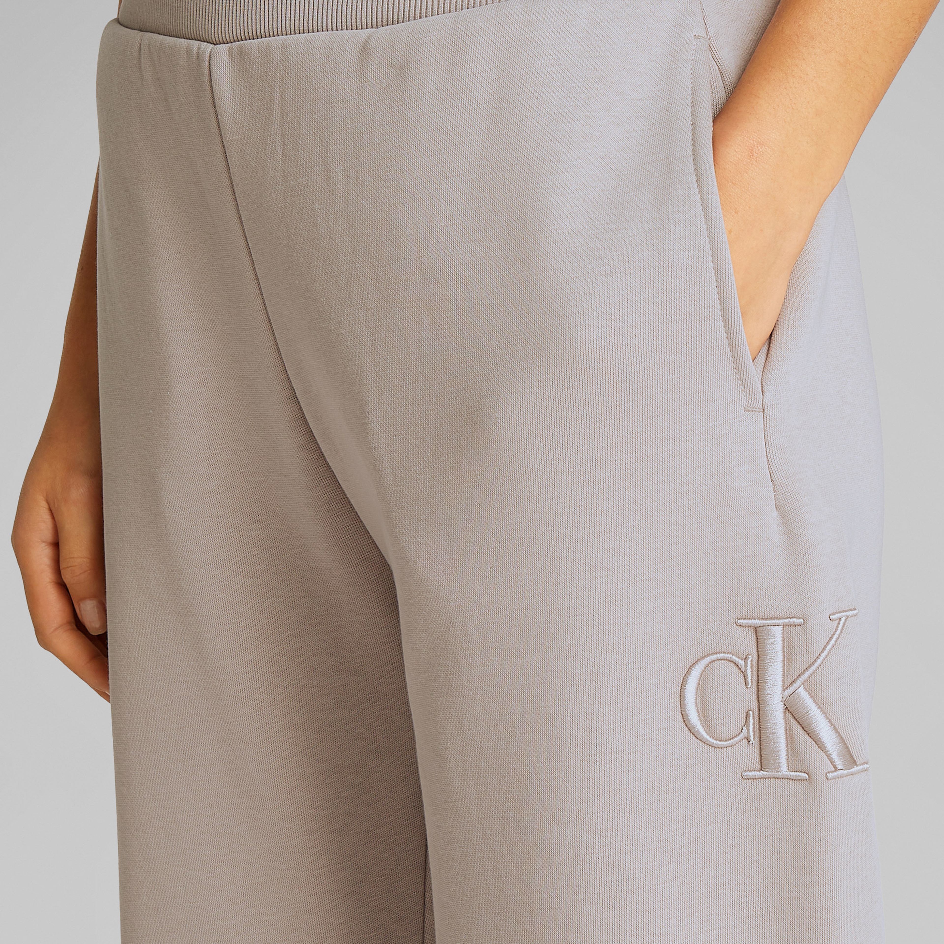 Calvin Klein Kadın Gri Eşofman Altı