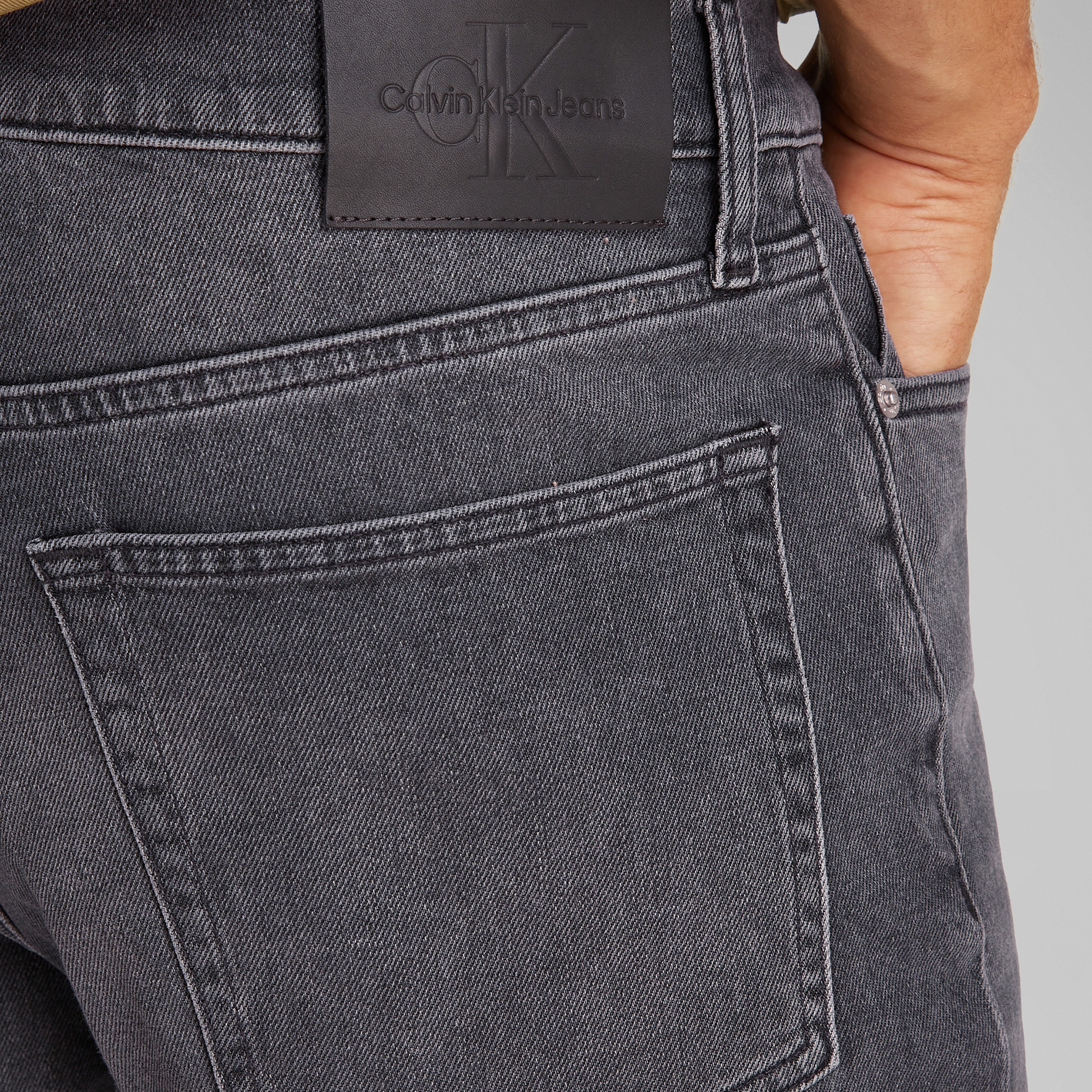 Calvin Klein Slim Erkek Lacivert Şort