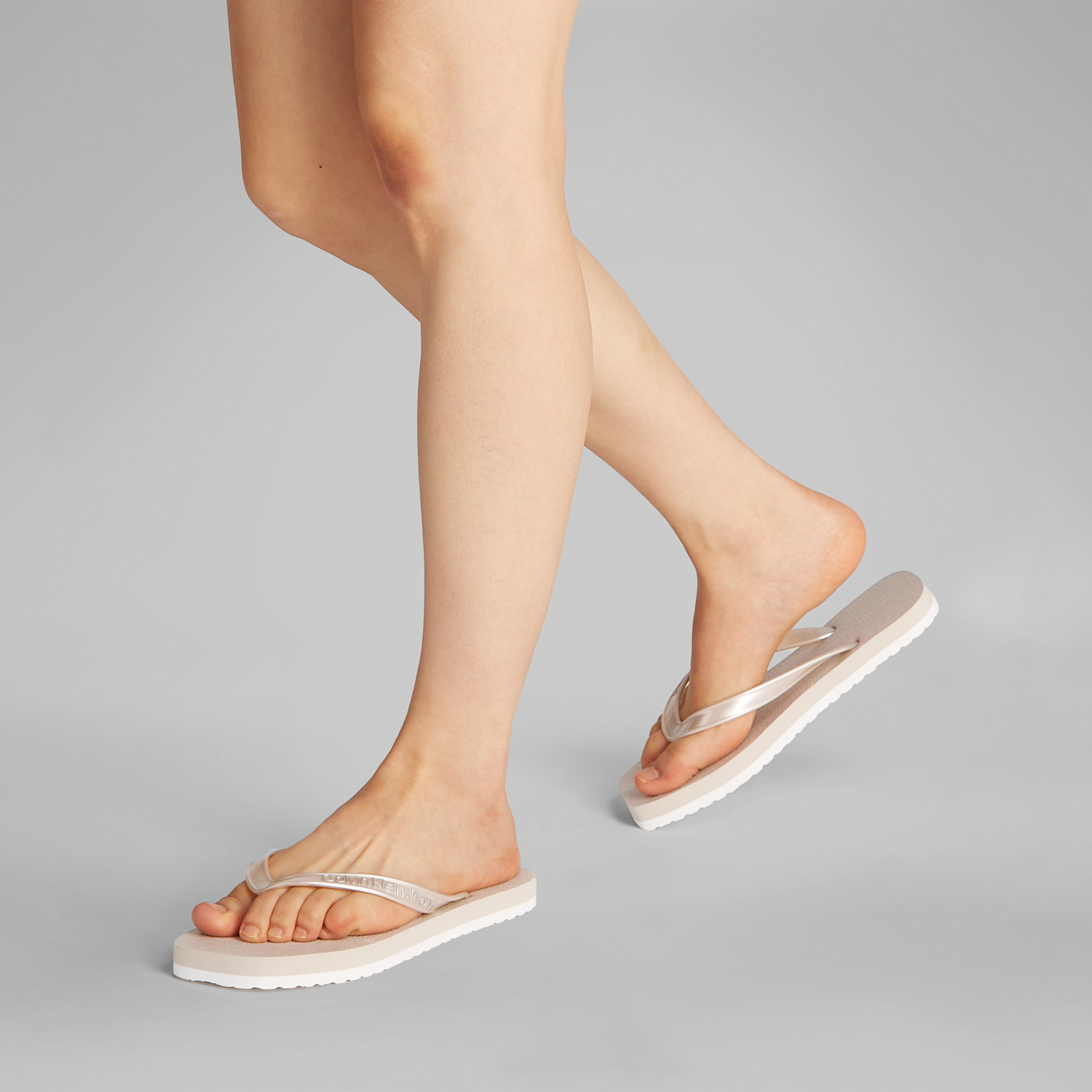 Calvin Klein Kadın Bej Terlik