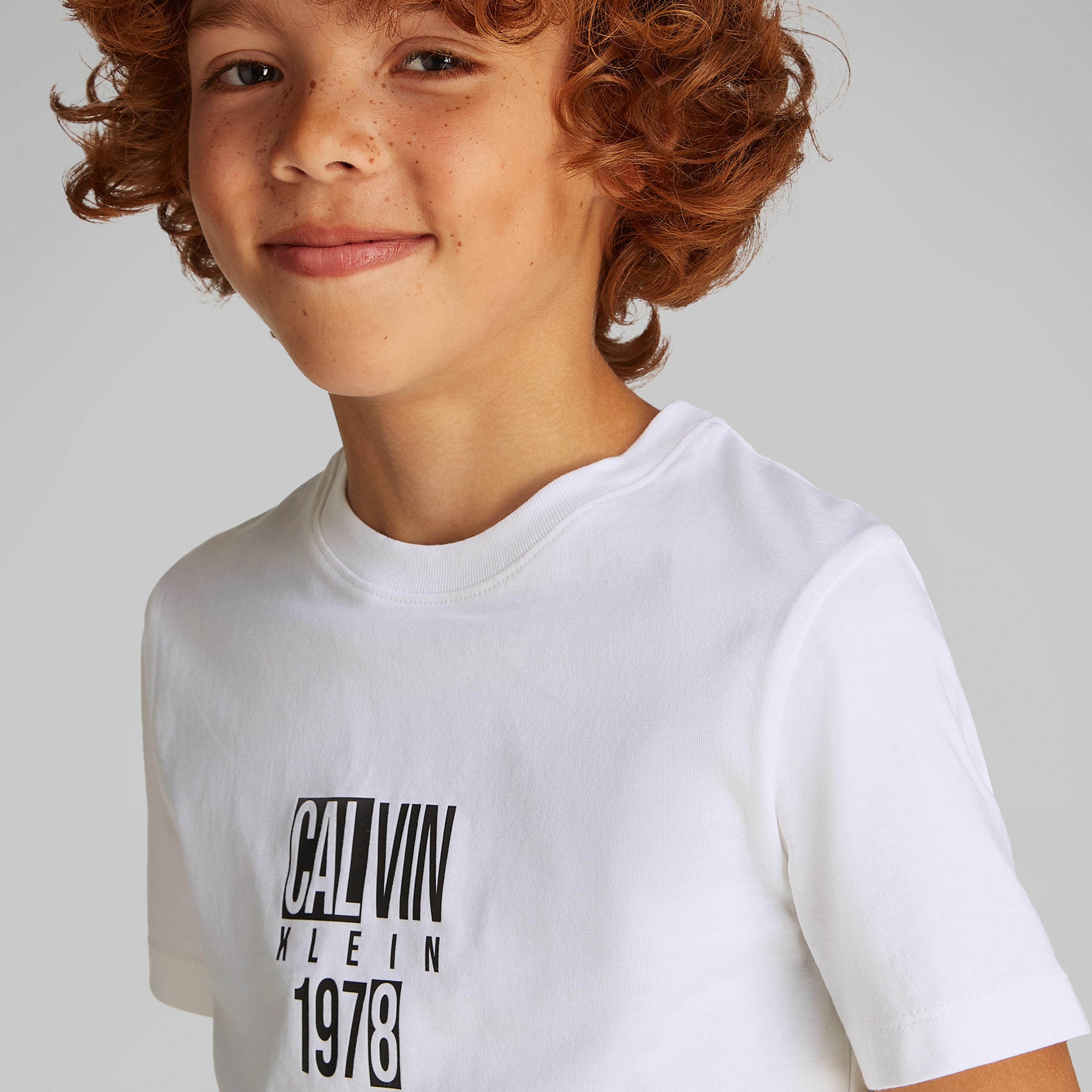 Calvin Klein Good Level Regular Çocuk Beyaz T-Shirt