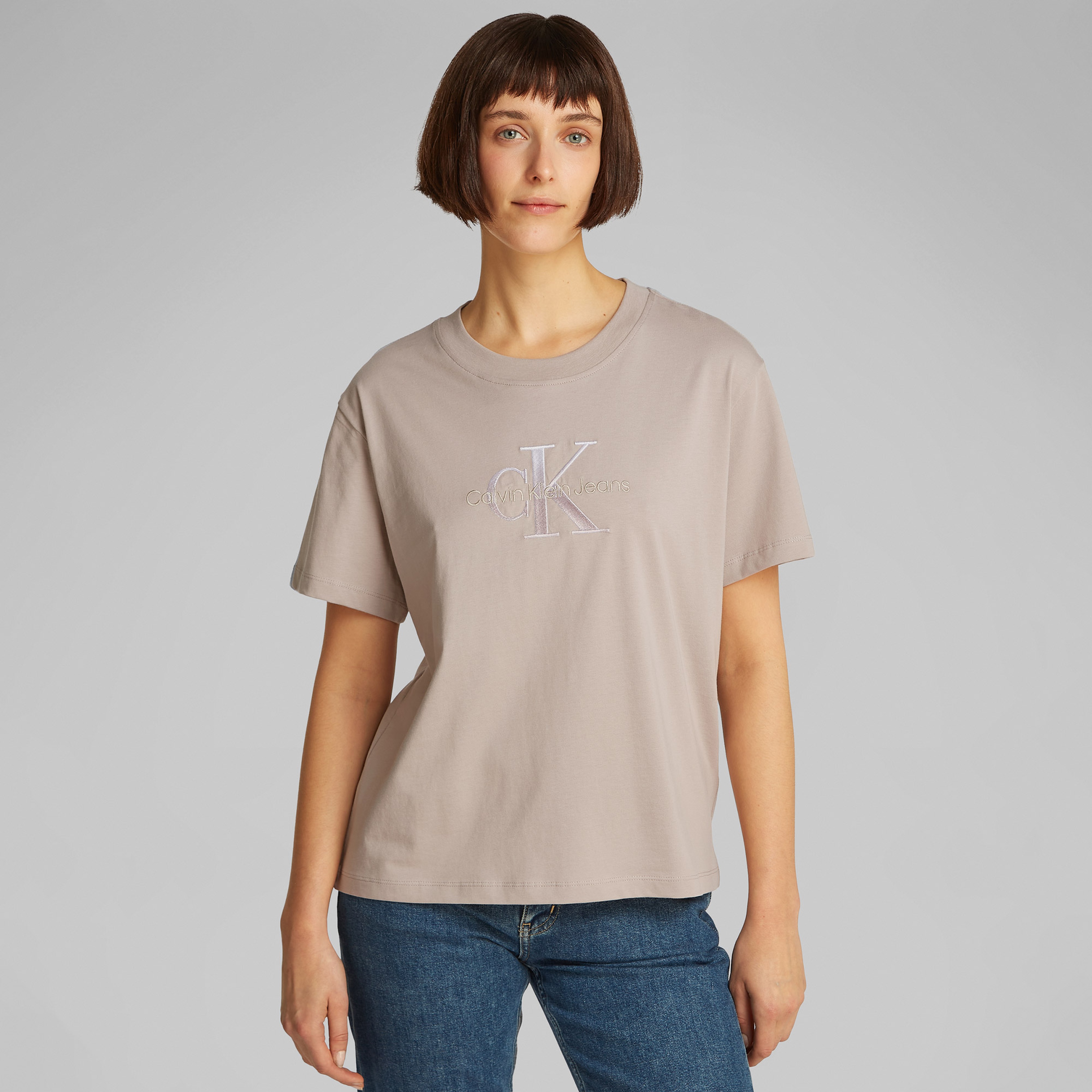 Calvin Klein Embroidered Monologo Kadın Gri T-Shirt