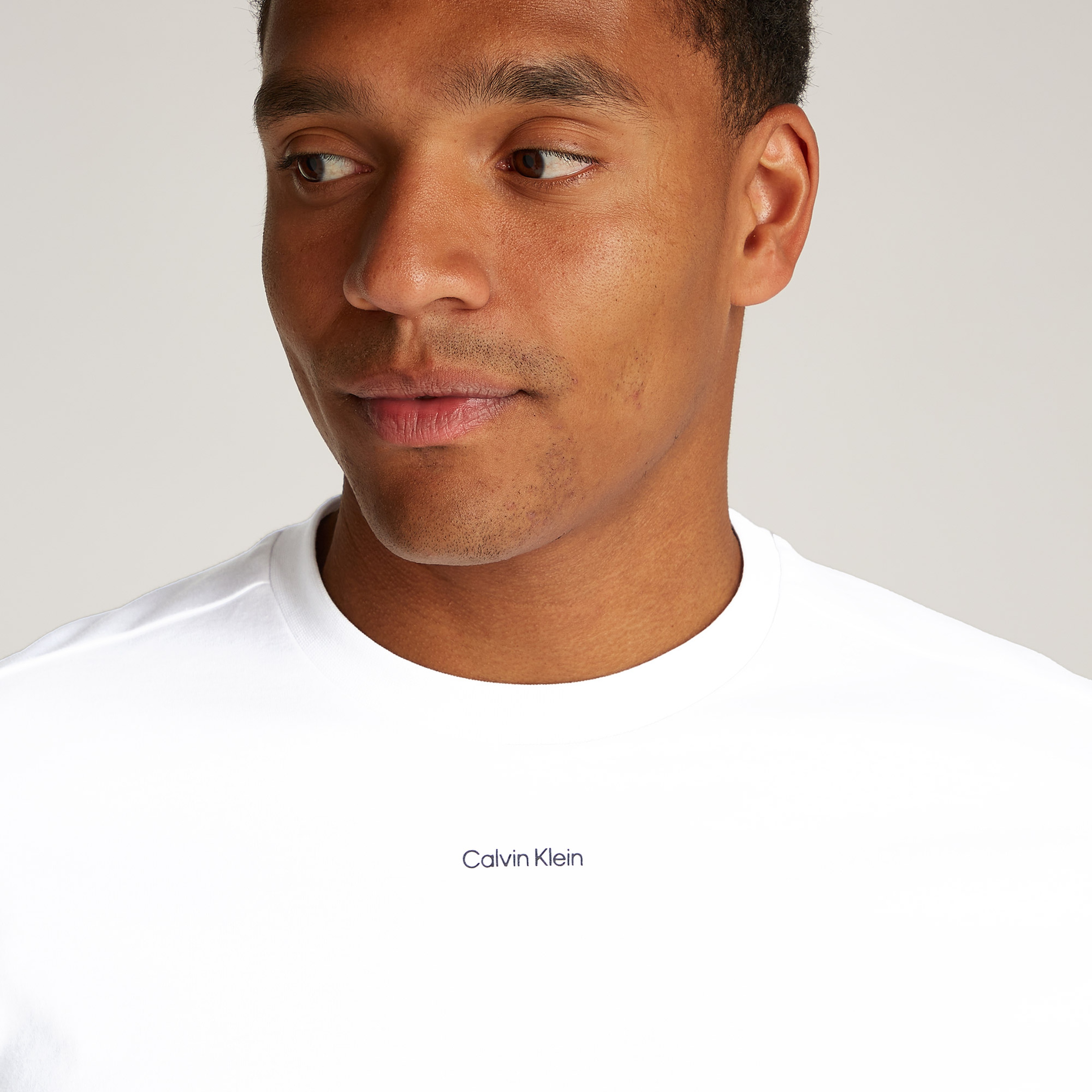 Calvin Klein Nano Logo İnterlo Erkek Beyaz T-Shirt
