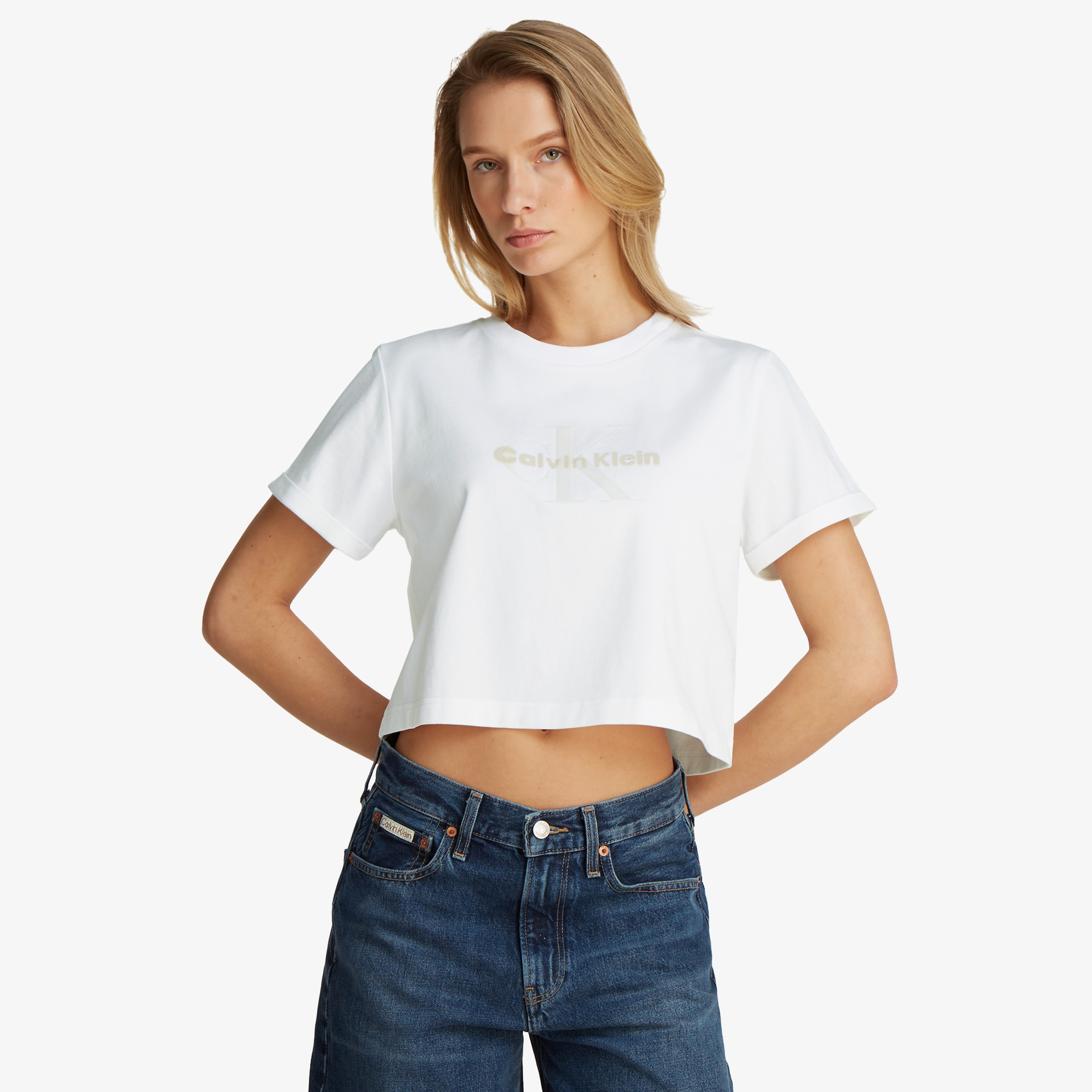 Calvin Klein Liquid Cropped Kadın Beyaz T-Shirt