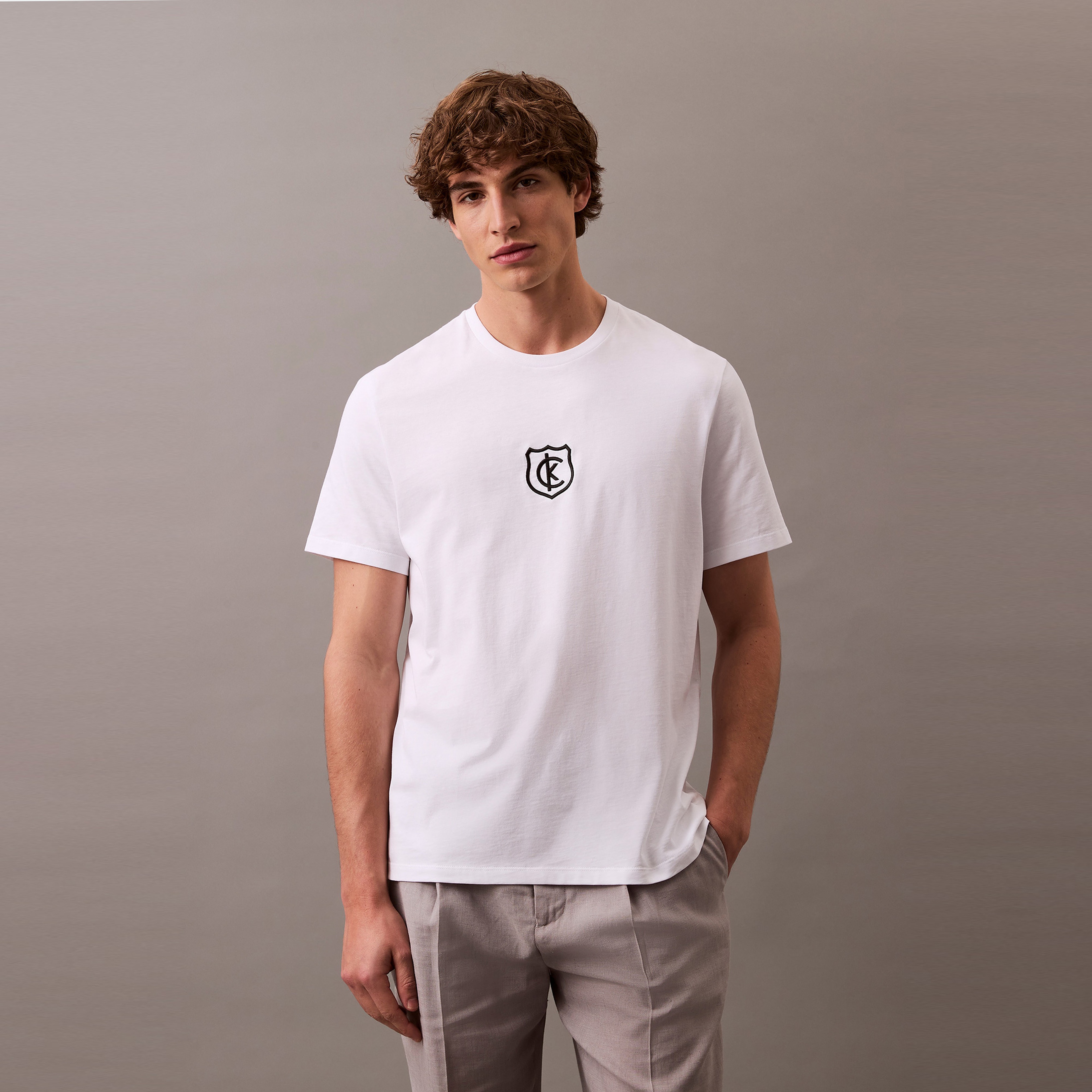 Calvin Klein 20S Embrd Shield Cn Erkek Beyaz T-Shirt