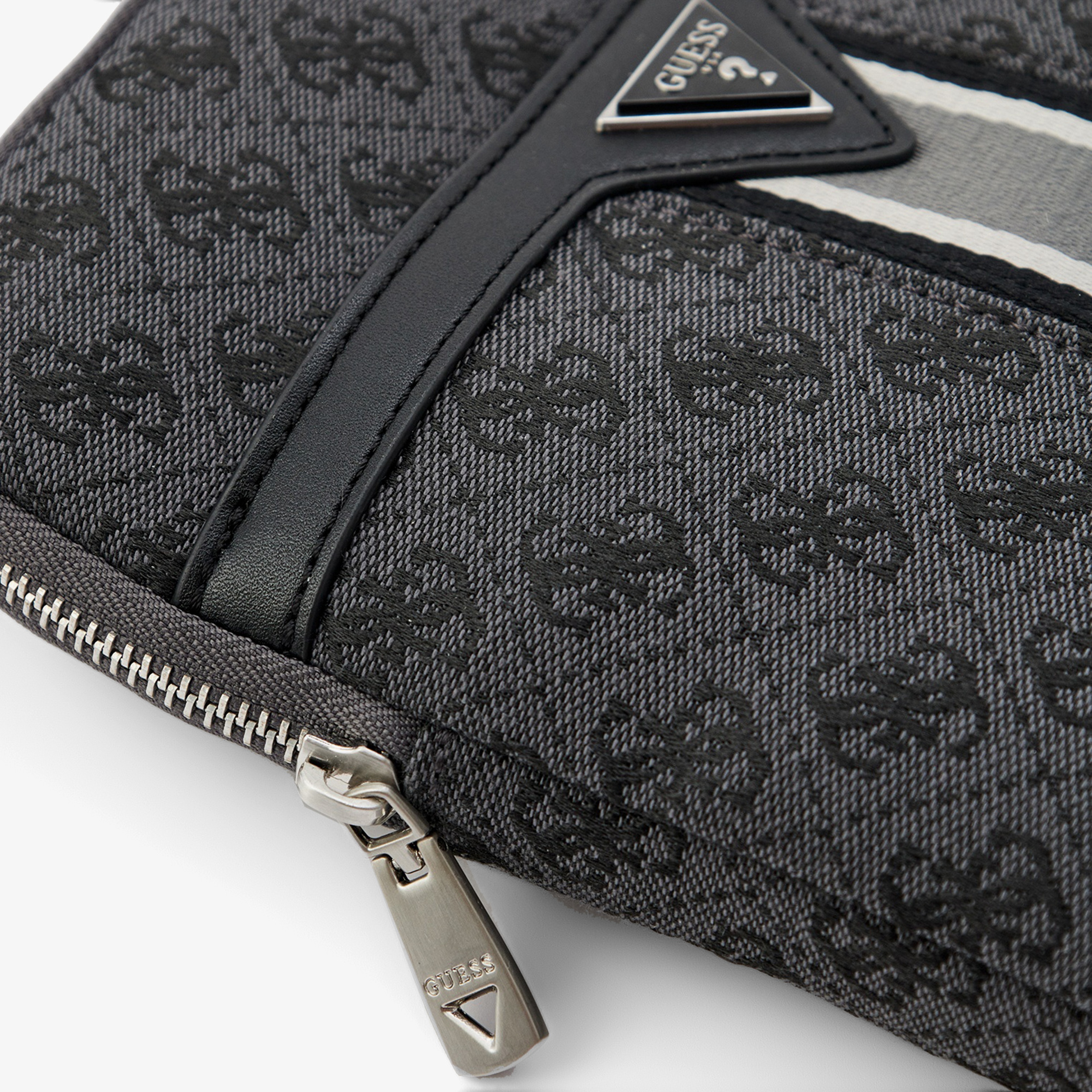 Guess Milanompact P5123 Erkek Gri Çapraz Çanta