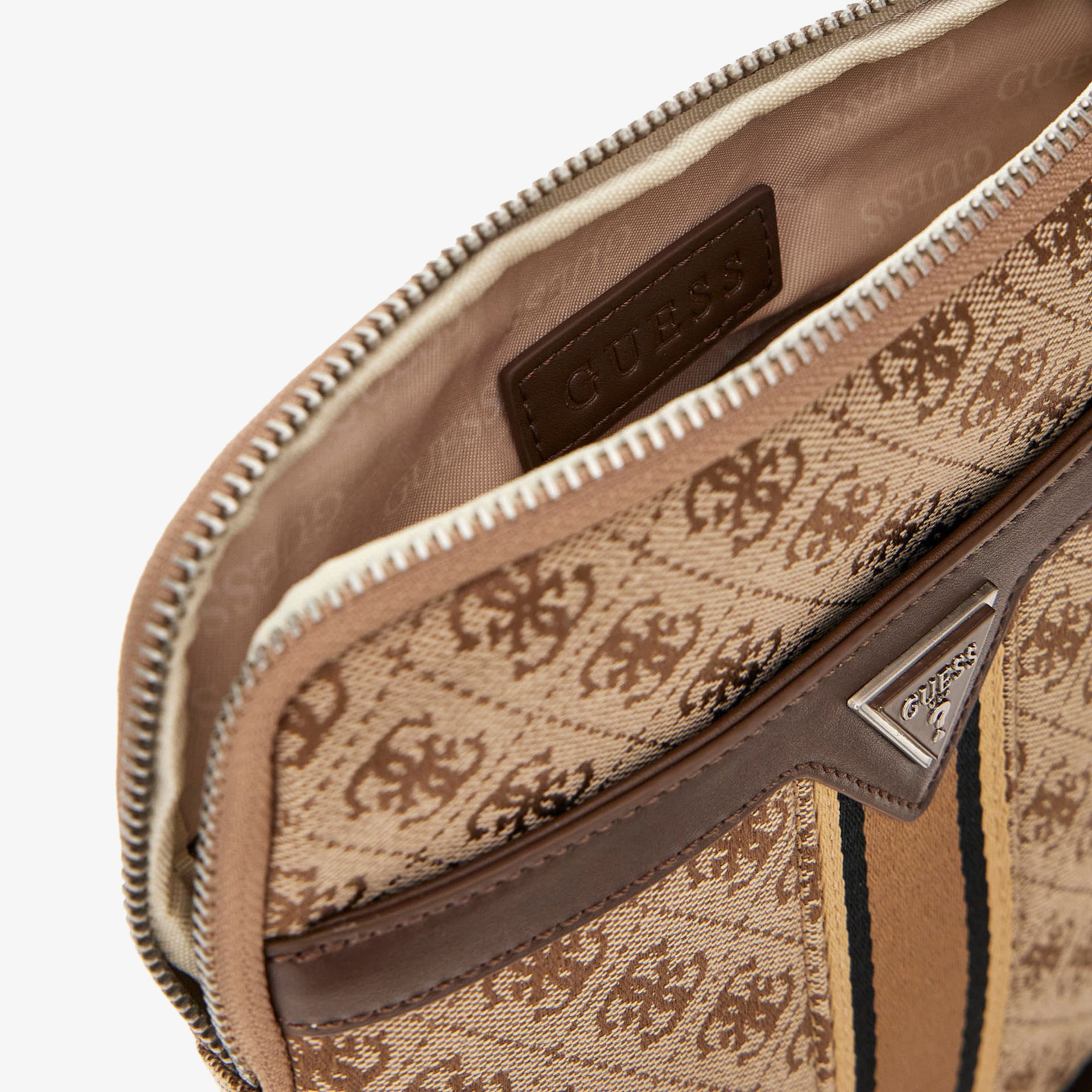 Guess Milanompact Crossbody With Front Erkek Bej Çapraz Çanta