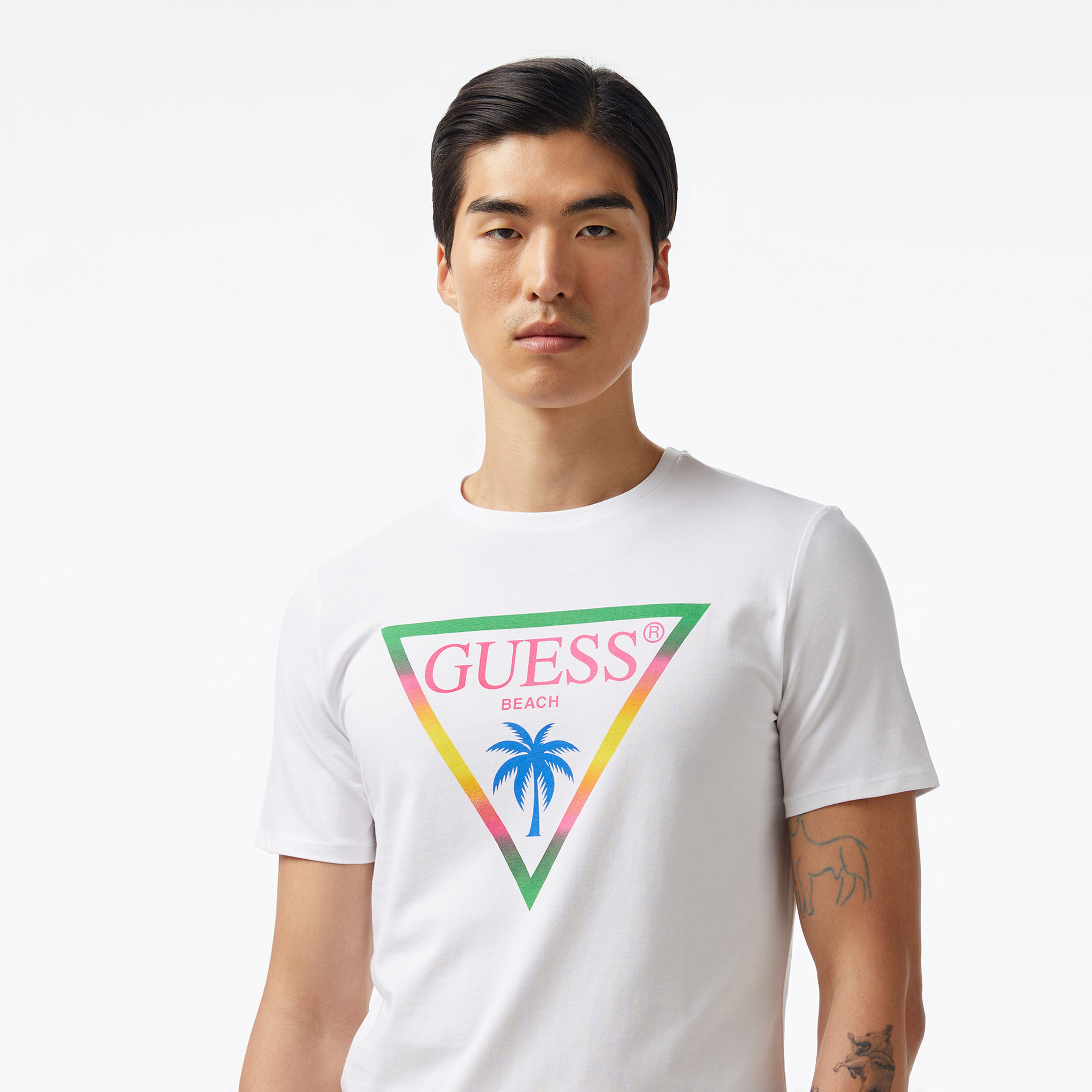 Guess Triangle Palm Mid Organic Stretch 180 Erkek Beyaz T-Shirt