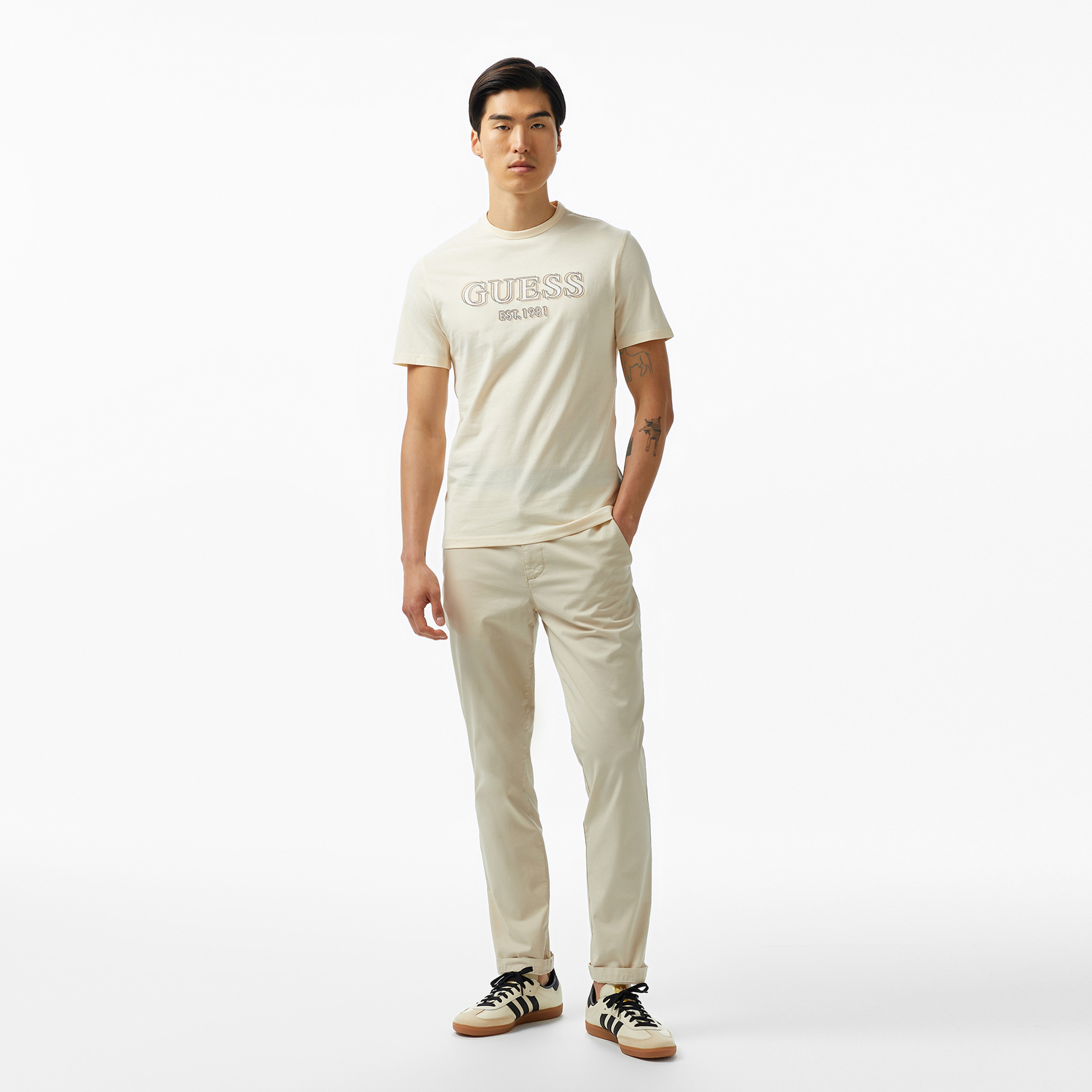 Guess Cn Logo Mid Organiceam 180 Erkek Beyaz T-Shirt