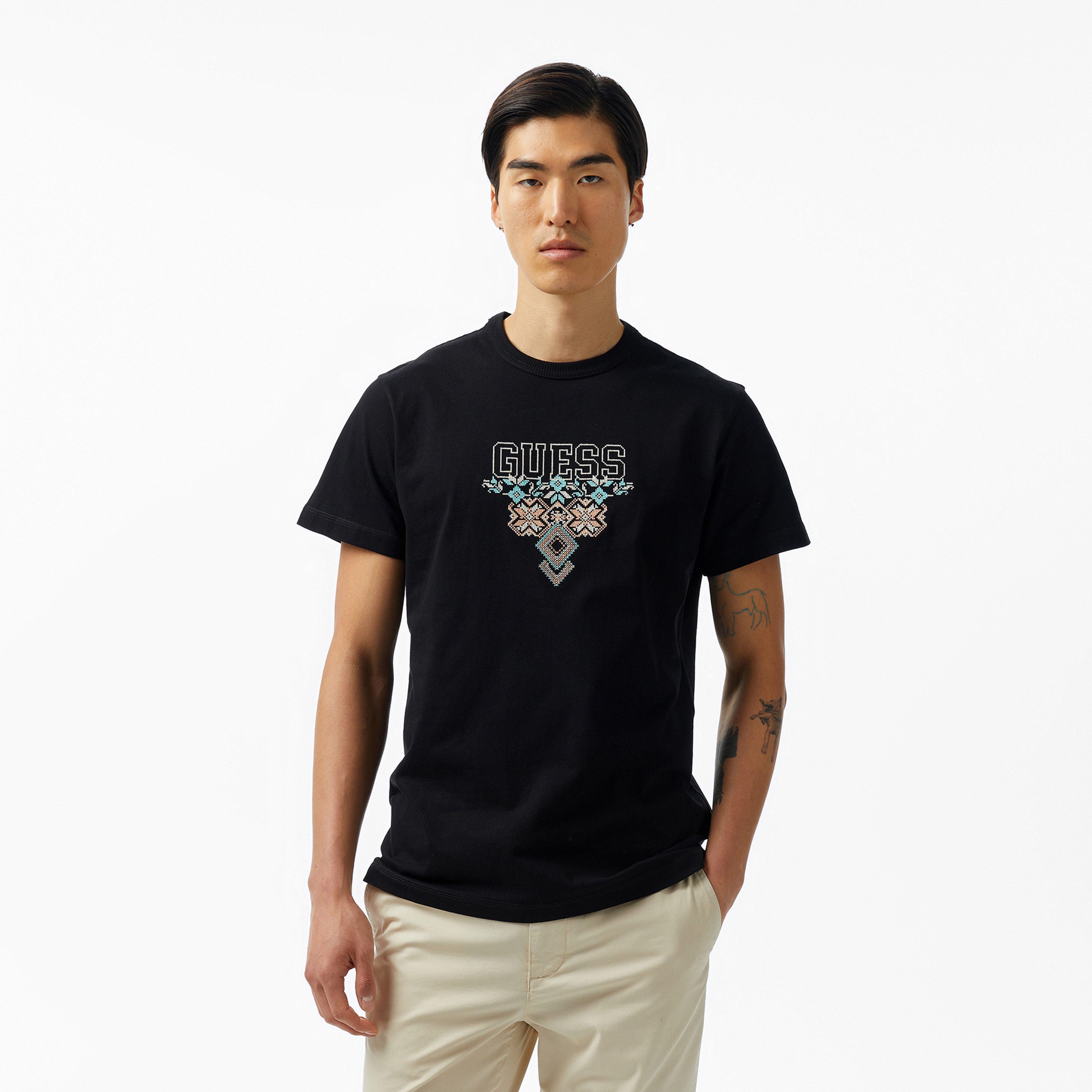 Guess Triangle Mid Organic Heavy 205 Erkek Siyah T-Shirt