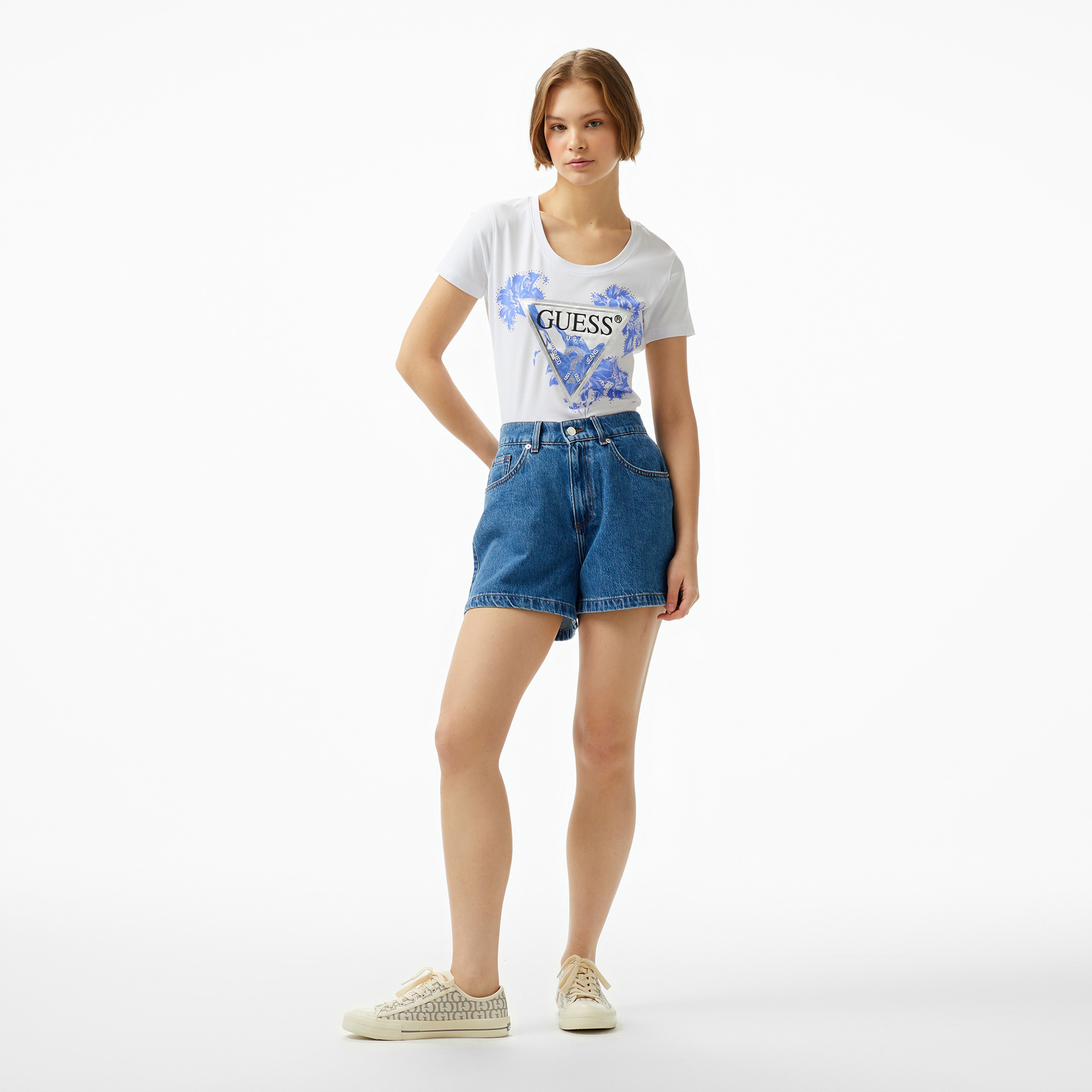 Guess Flower Triangl Mid Organic Stretch 180 Kadın Beyaz T-Shirt