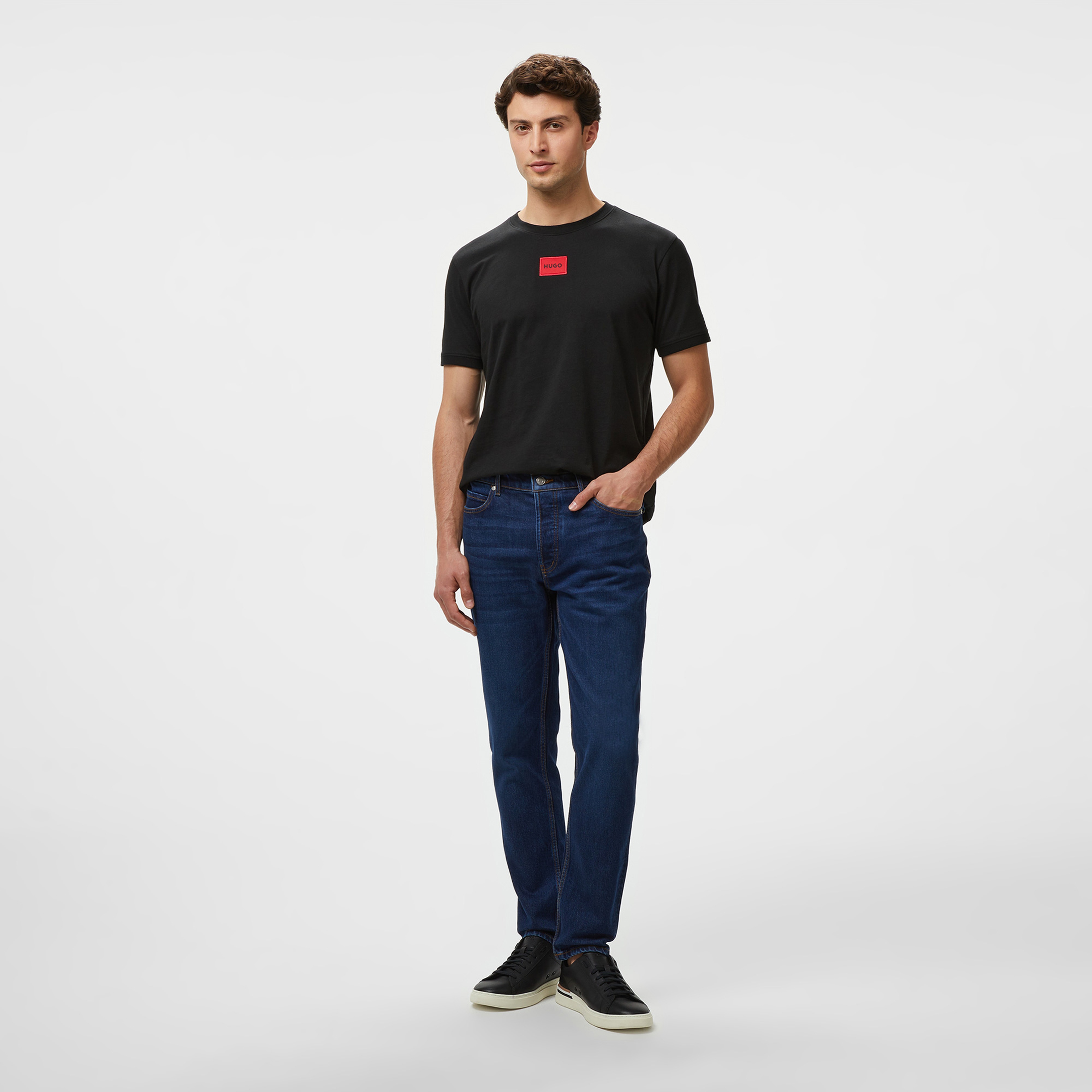 Hugo 634 Erkek Lacivert Jean