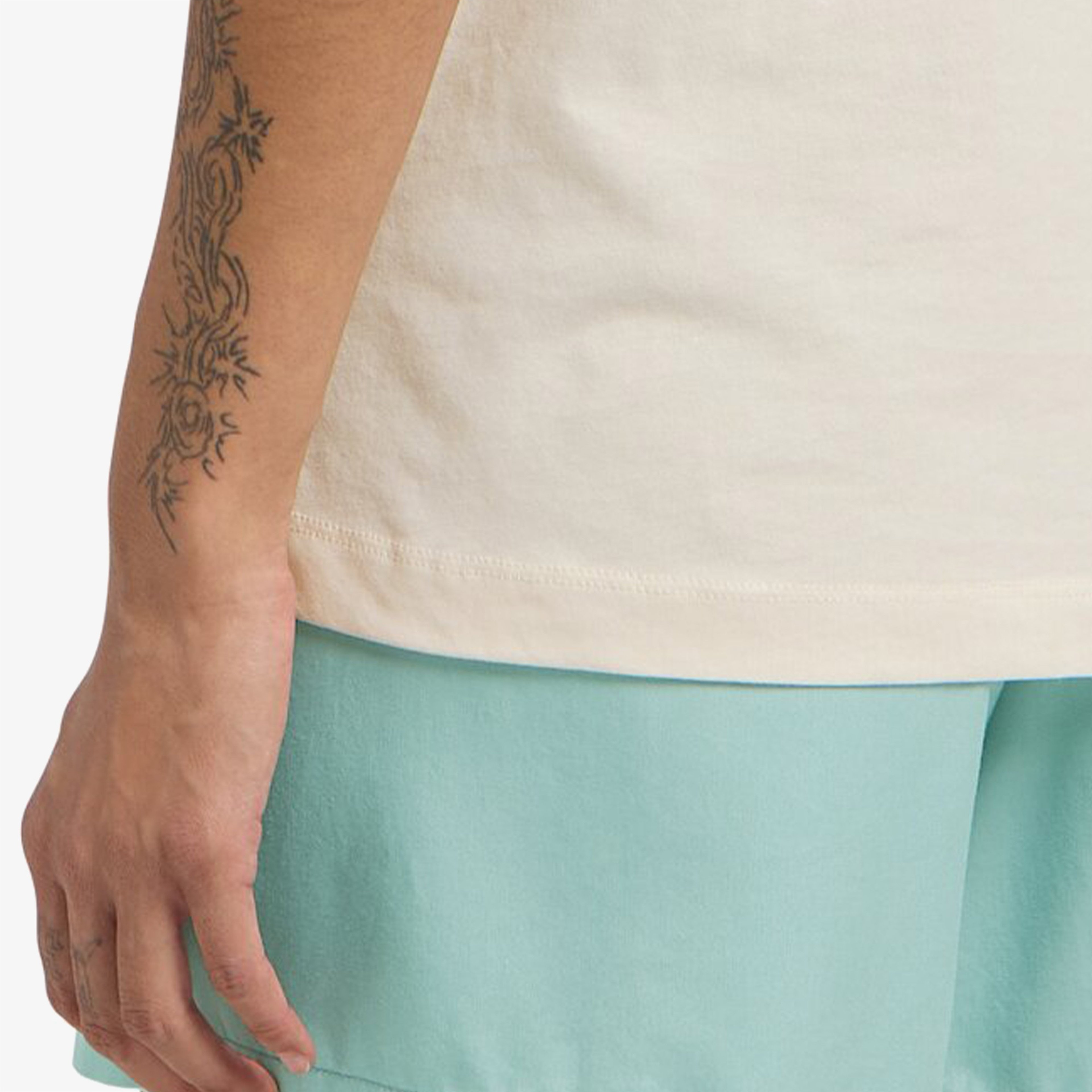 Jack Wolfskin Essential T W Kadın Beyaz T-Shirt