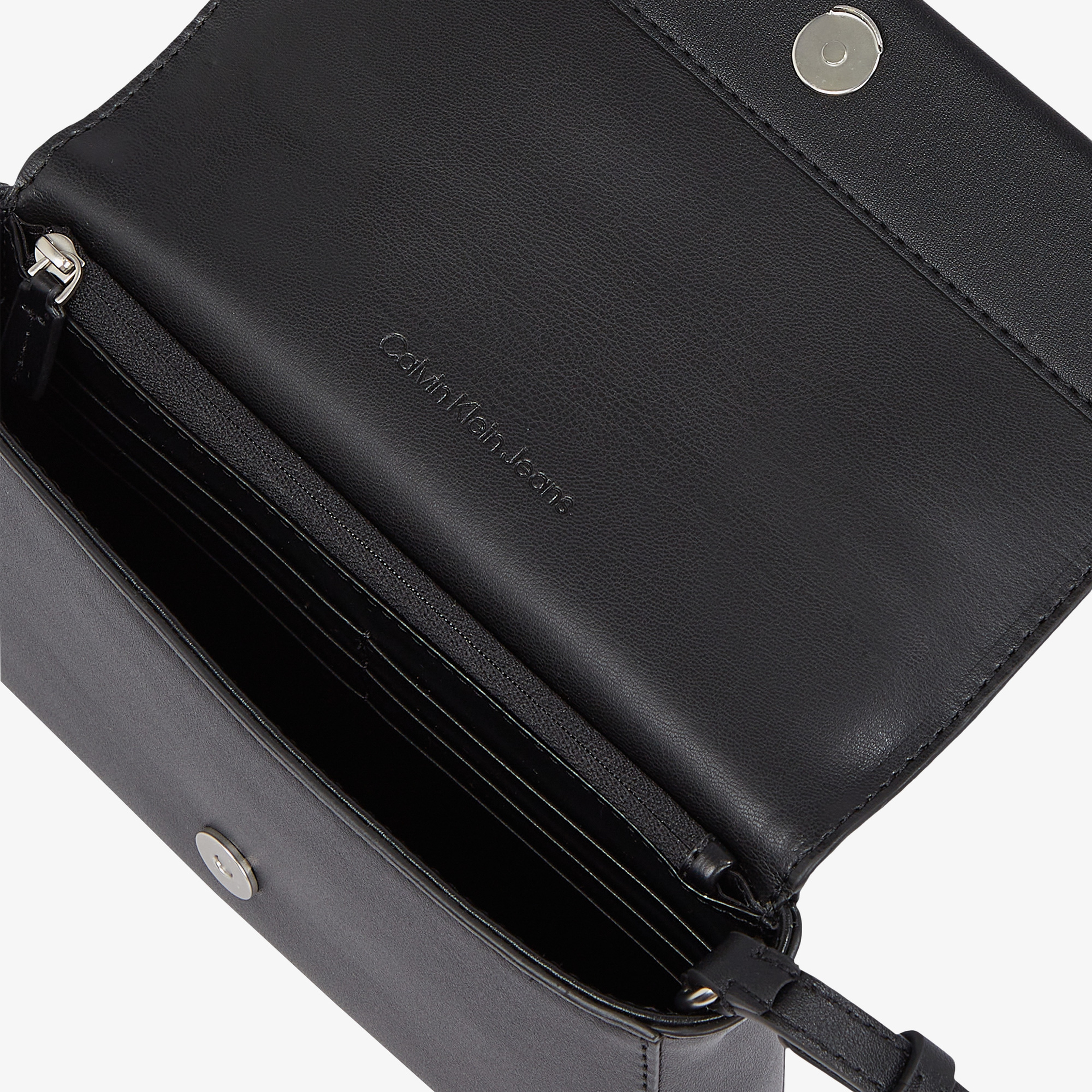 Calvin Klein Sculpted Ew Flap Phone Cb Mono Kadın Siyah Çapraz Çanta