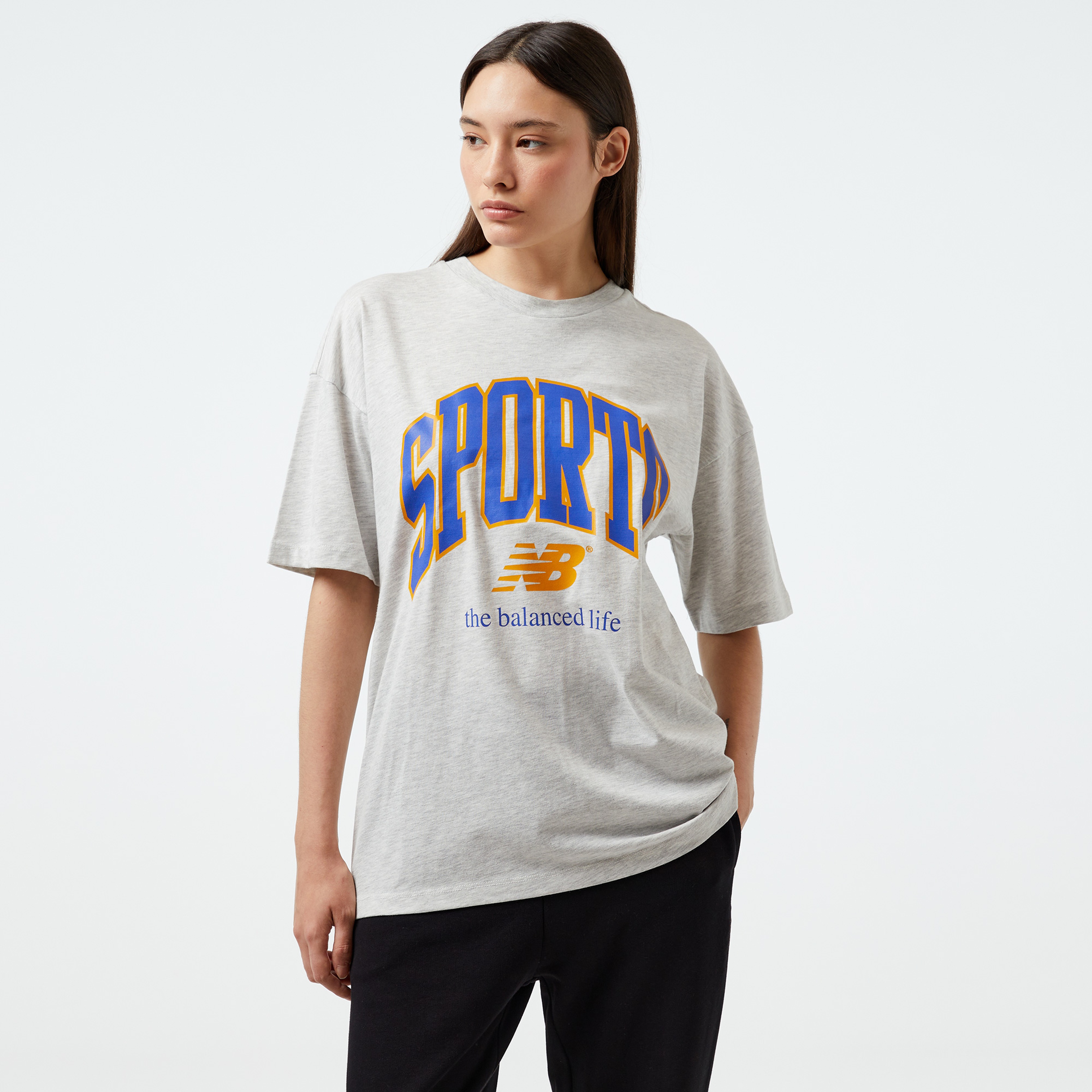 New Balance WNT3305 Lifestyle Kadın Gri T-Shirt
