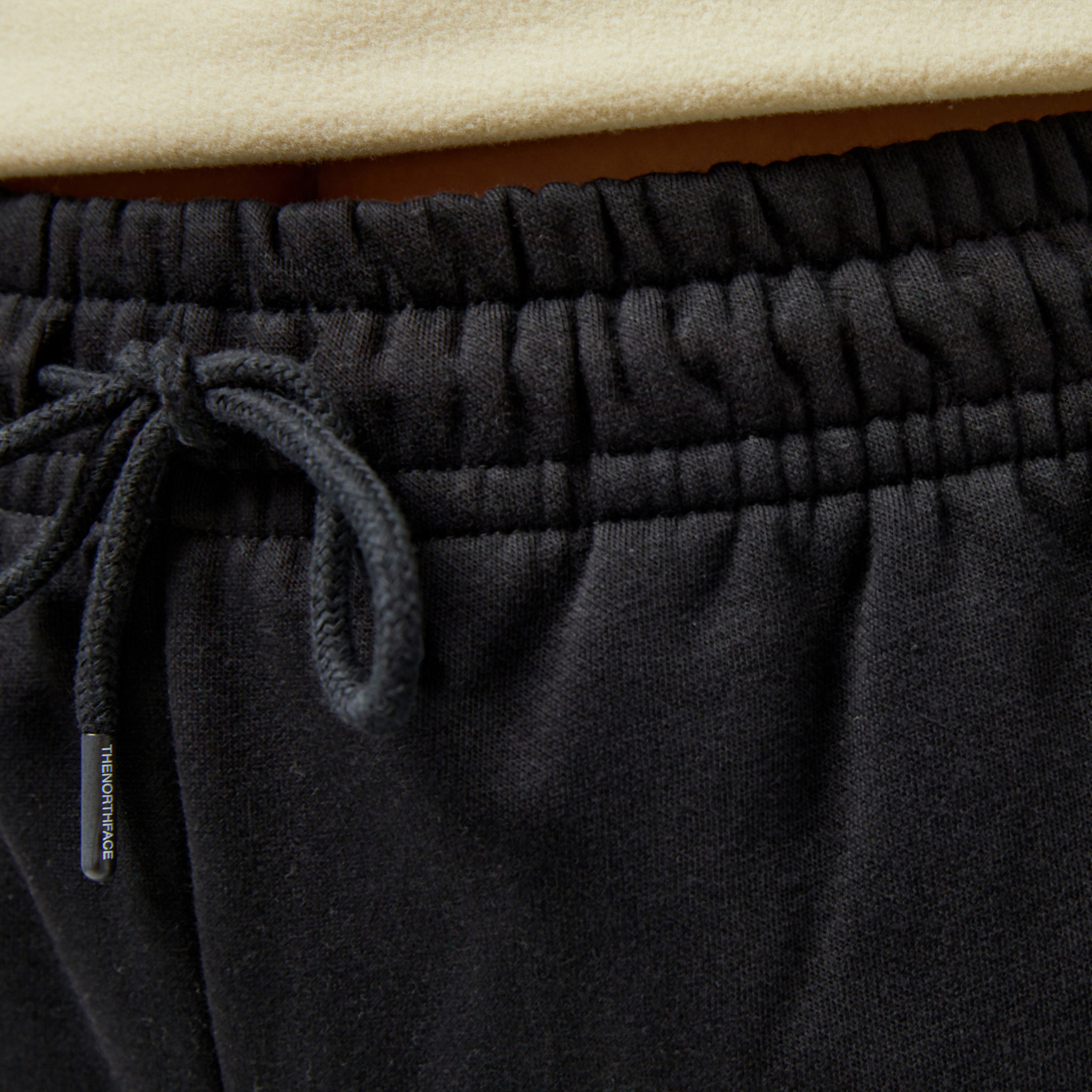 The North Face Essential Kadın Siyah Eşofman Altı