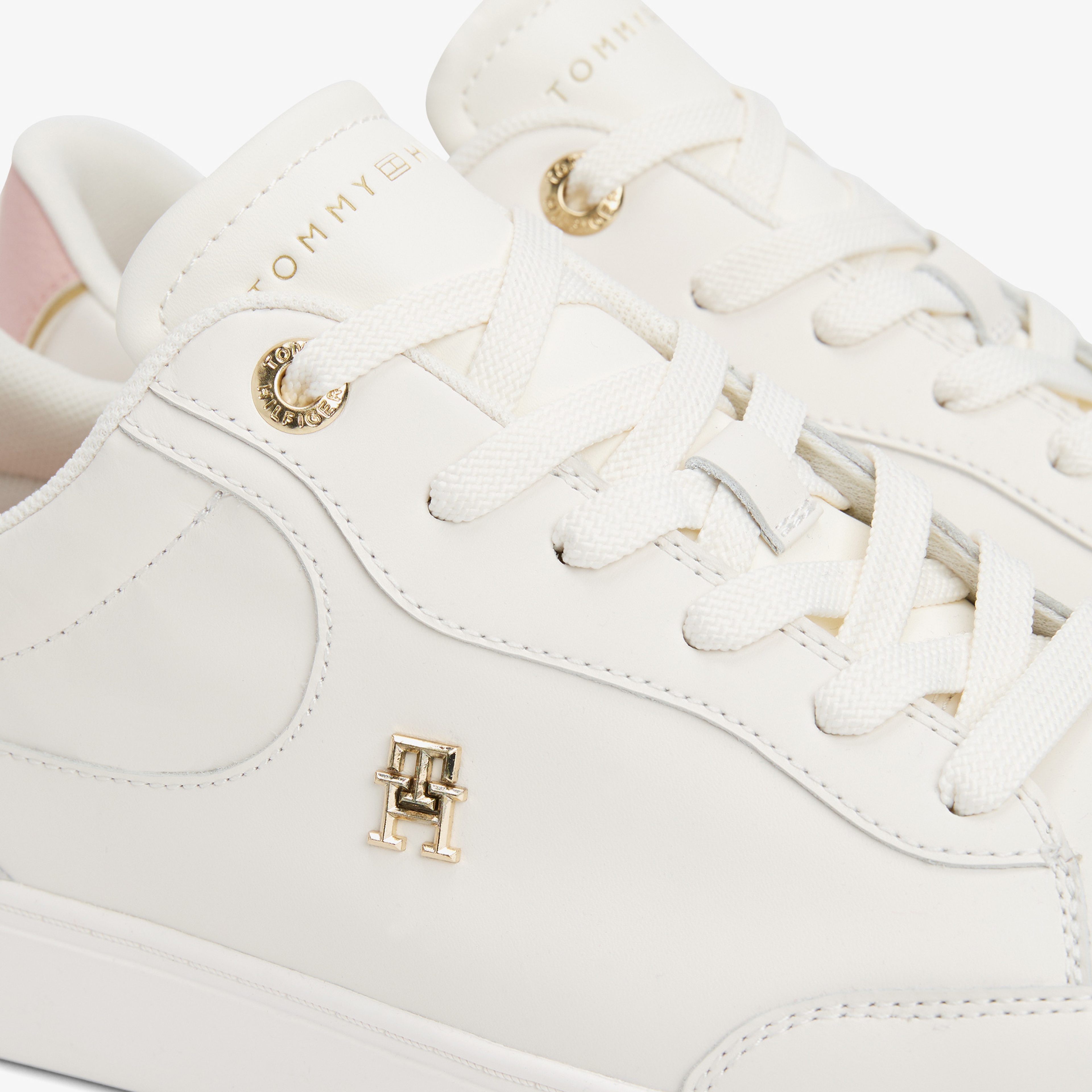 Tommy Hilfiger Essential Chic Court Kadın Beyaz Sneaker