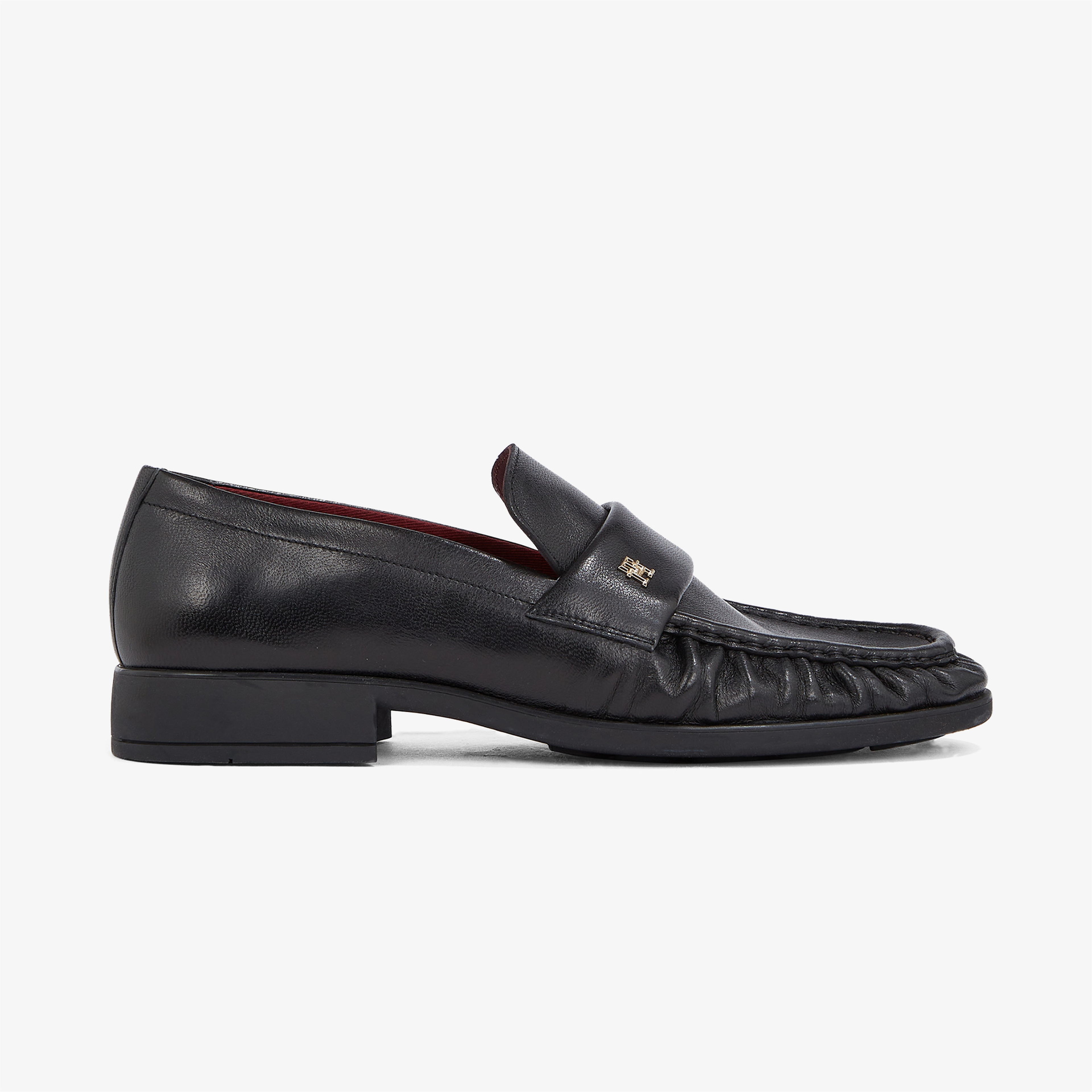 Tommy Hilfiger Soft Nappa Pleated Toe Kadın Siyah Günlük Ayakkabı