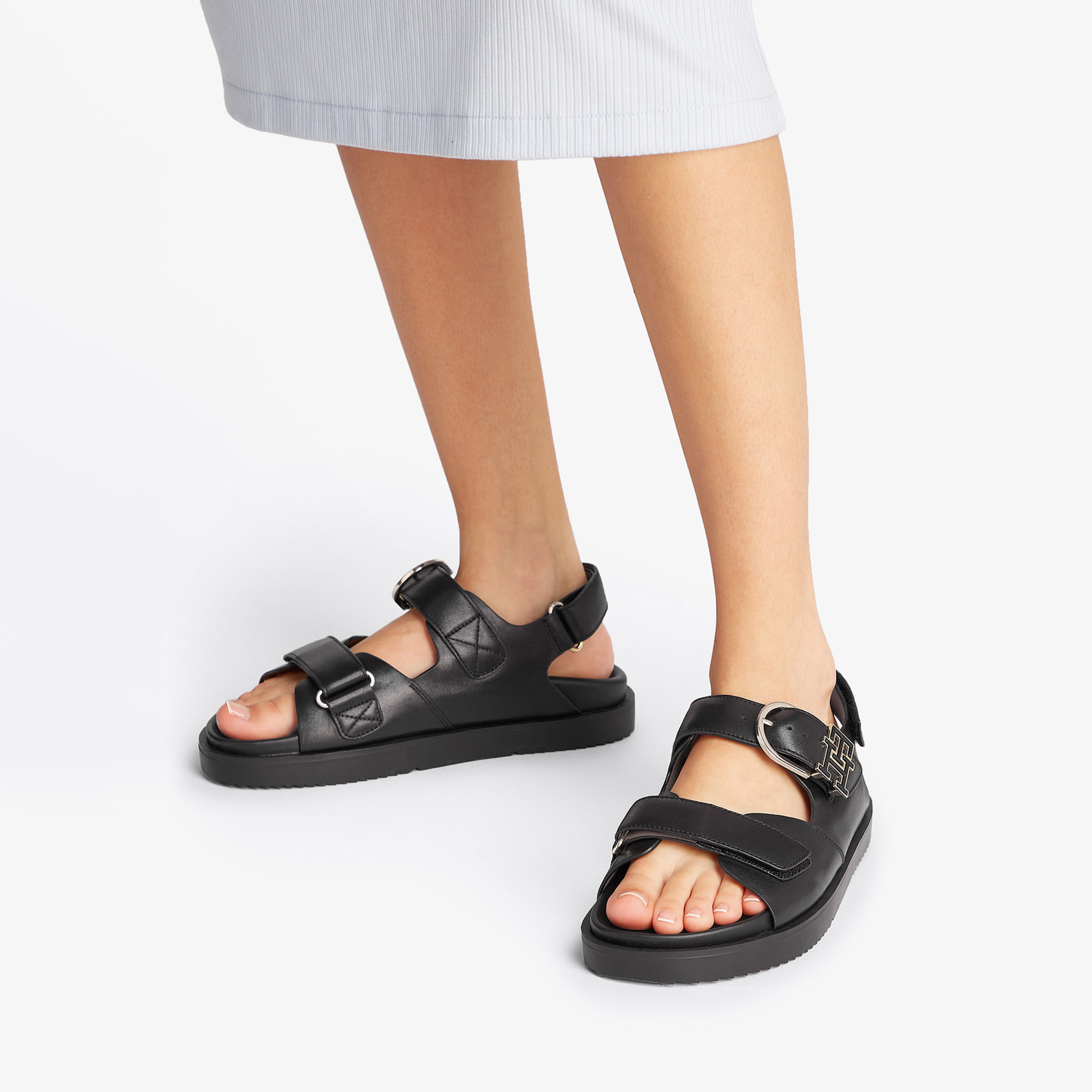 Tommy Hilfiger Leather Sporty Kadın Siyah Sandalet