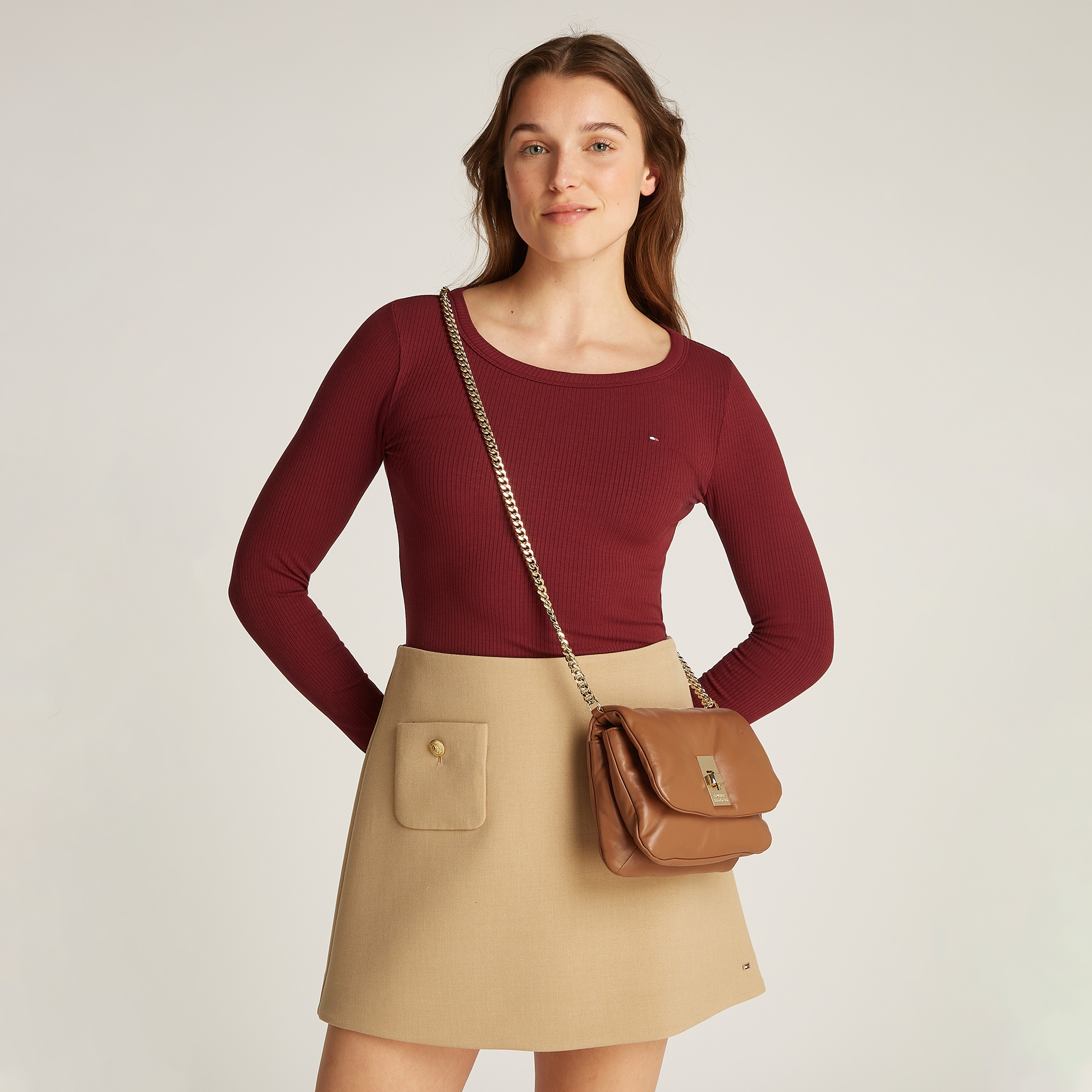 Tommy Hilfiger Soft Leather Crossover Kadın Kahverengi El Çantası