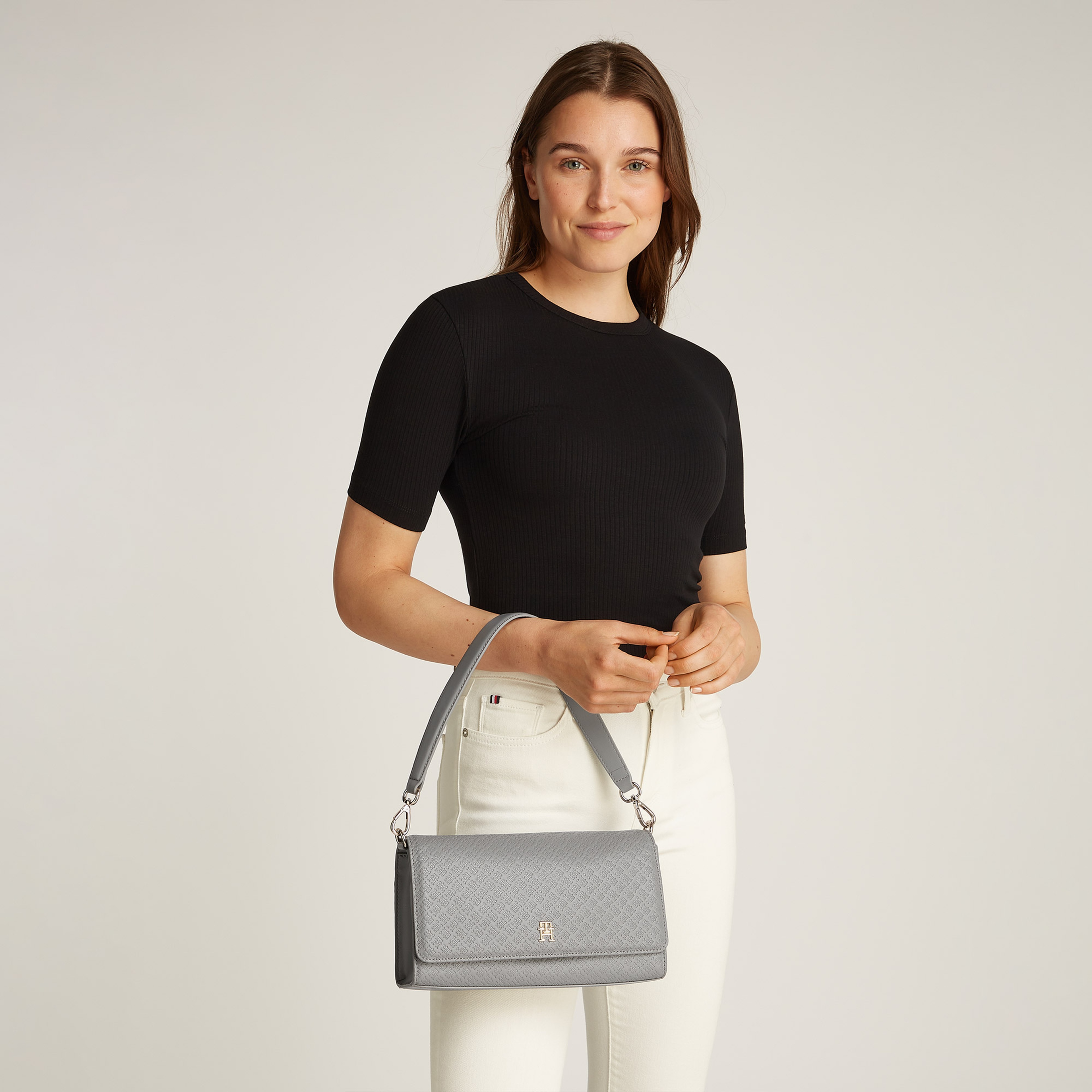 Tommy Hilfiger Kadın Gri Çanta