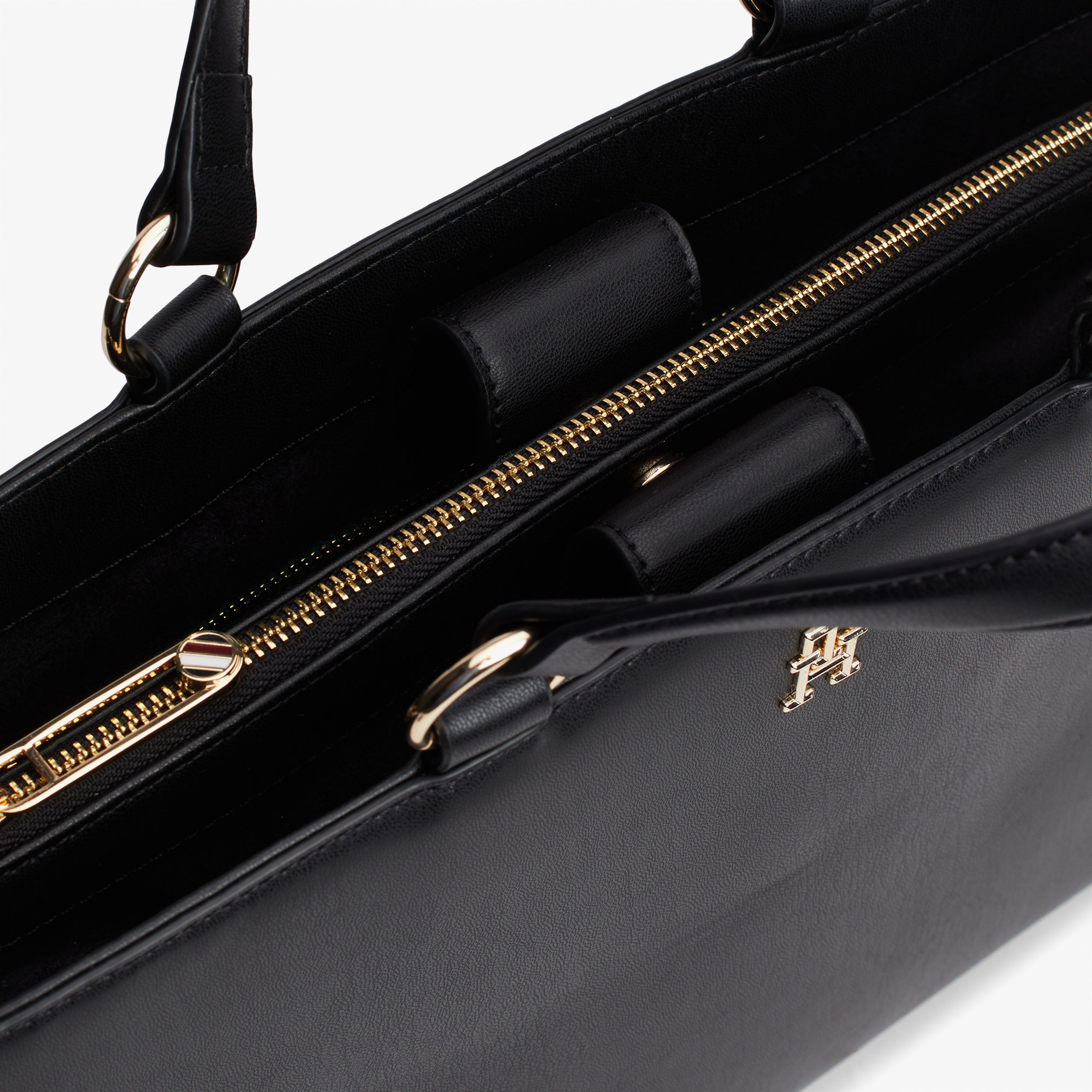 Tommy Hilfiger Kadın Siyah Çanta