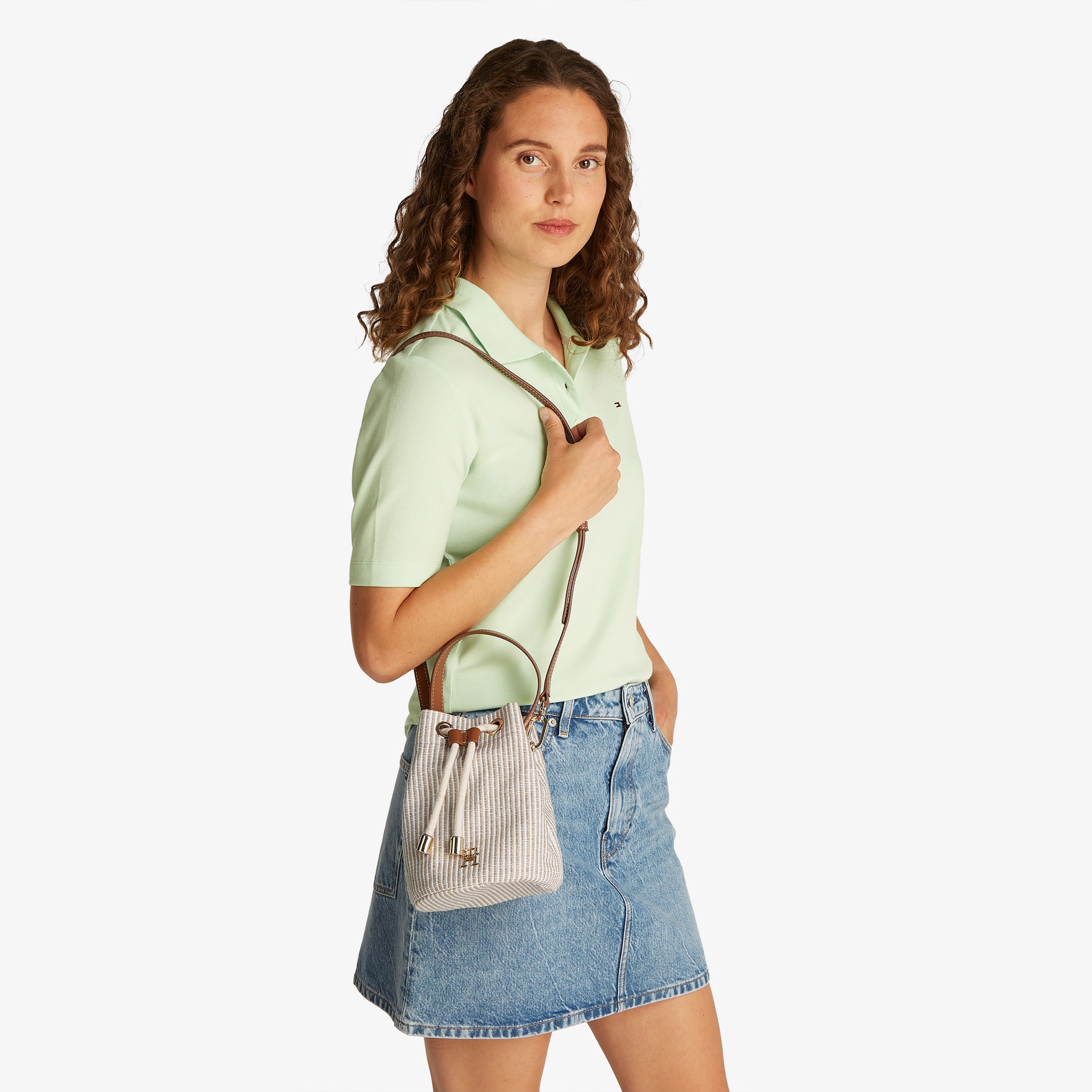 Tommy Hilfiger Premium Beach Bucket Kadın Bej El Çantası