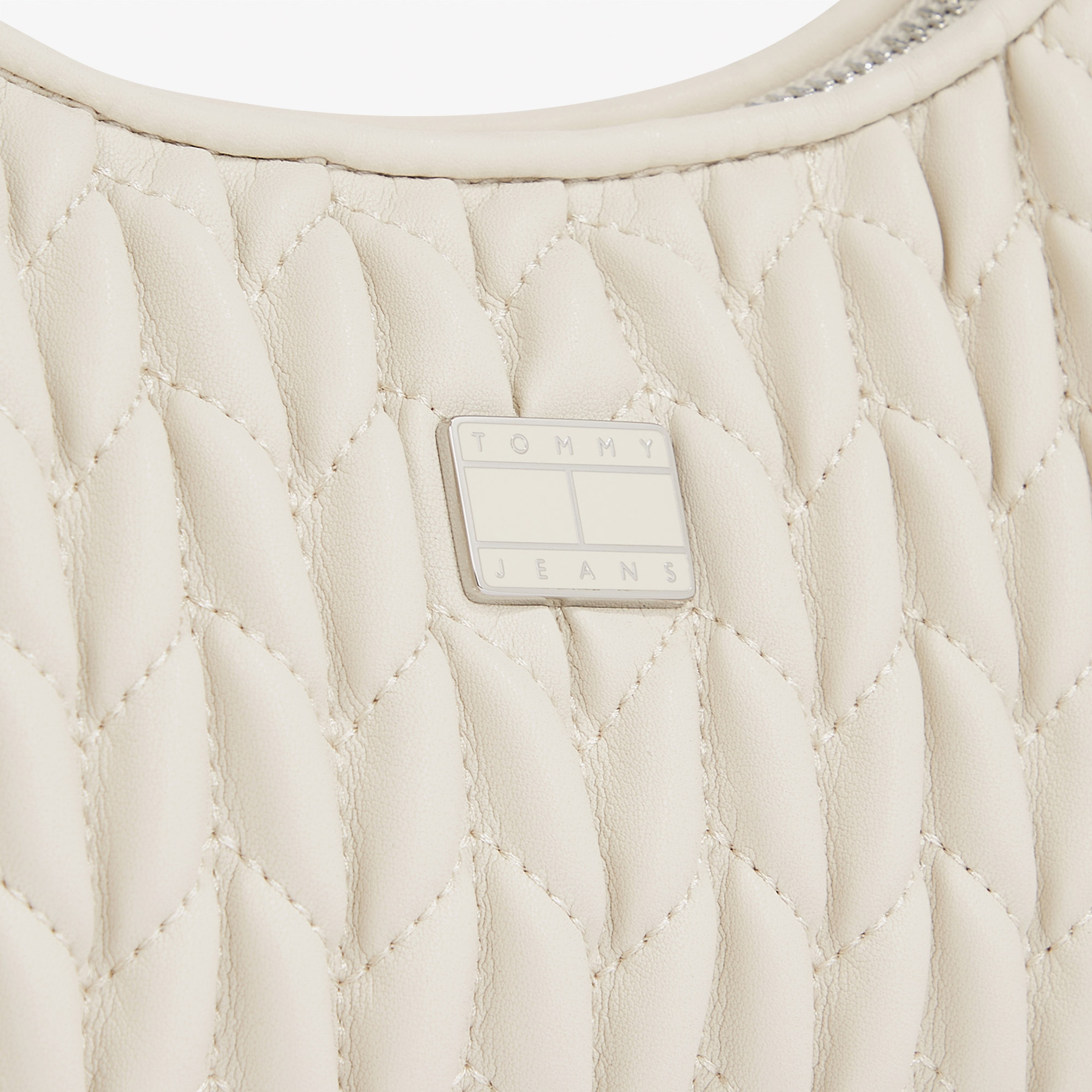 Tommy Hilfiger Iconic Shoulder Quilted Kadın Bej El Çantası