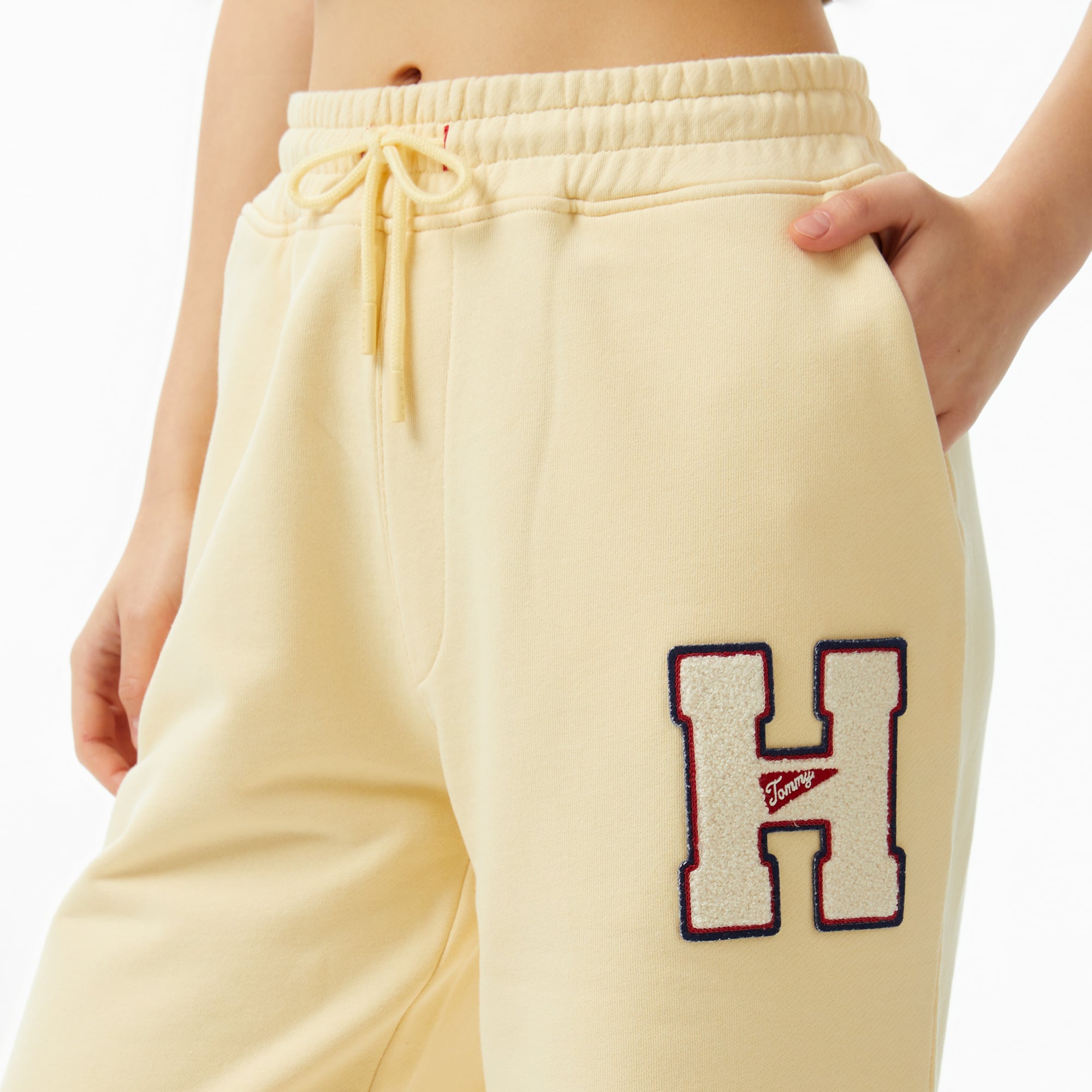 Tommy Jeans H Graphic Kadın Sarı Eşofman Altı