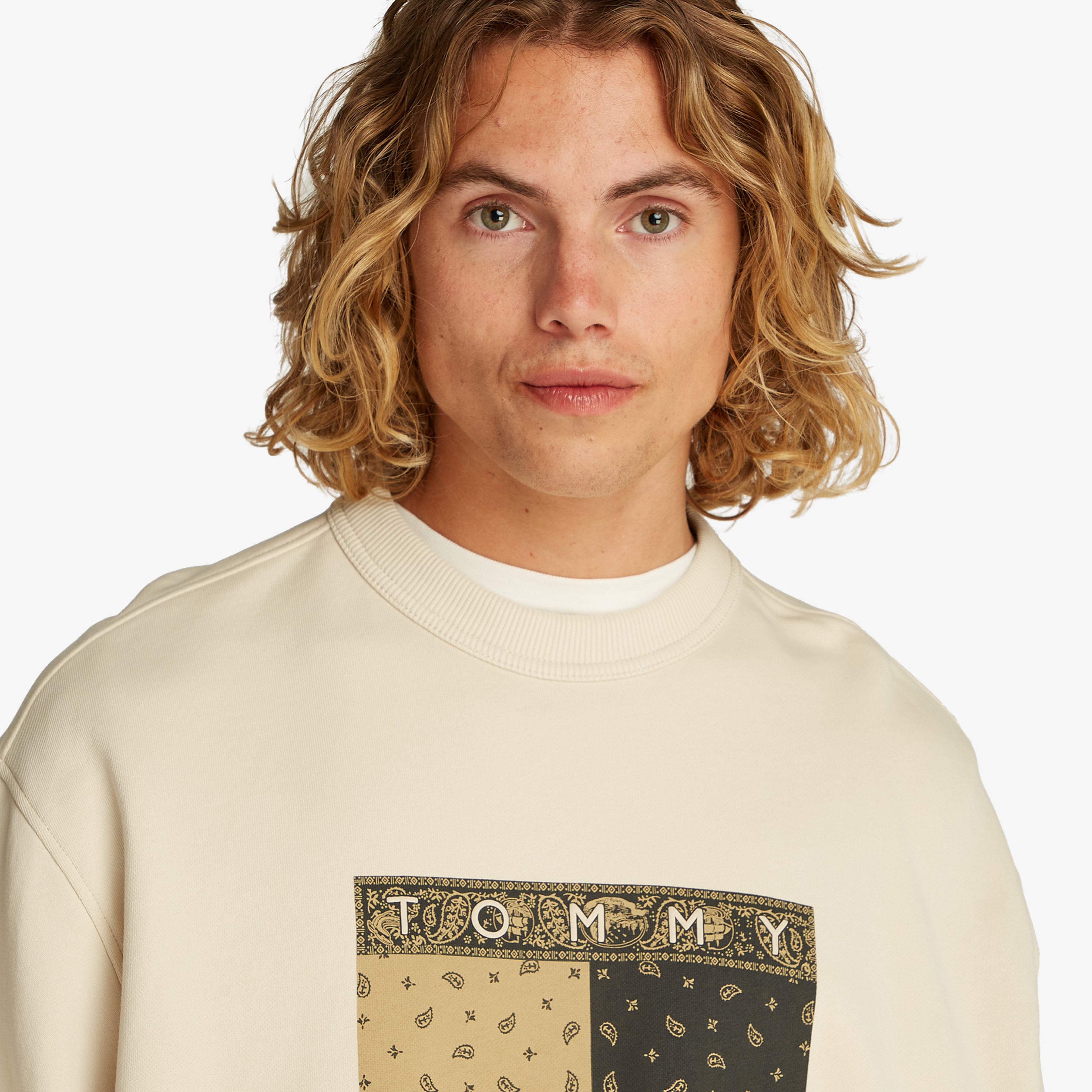 Tommy Jeans Relax Paisley Flag Crew Erkek Bej Sweatshirt