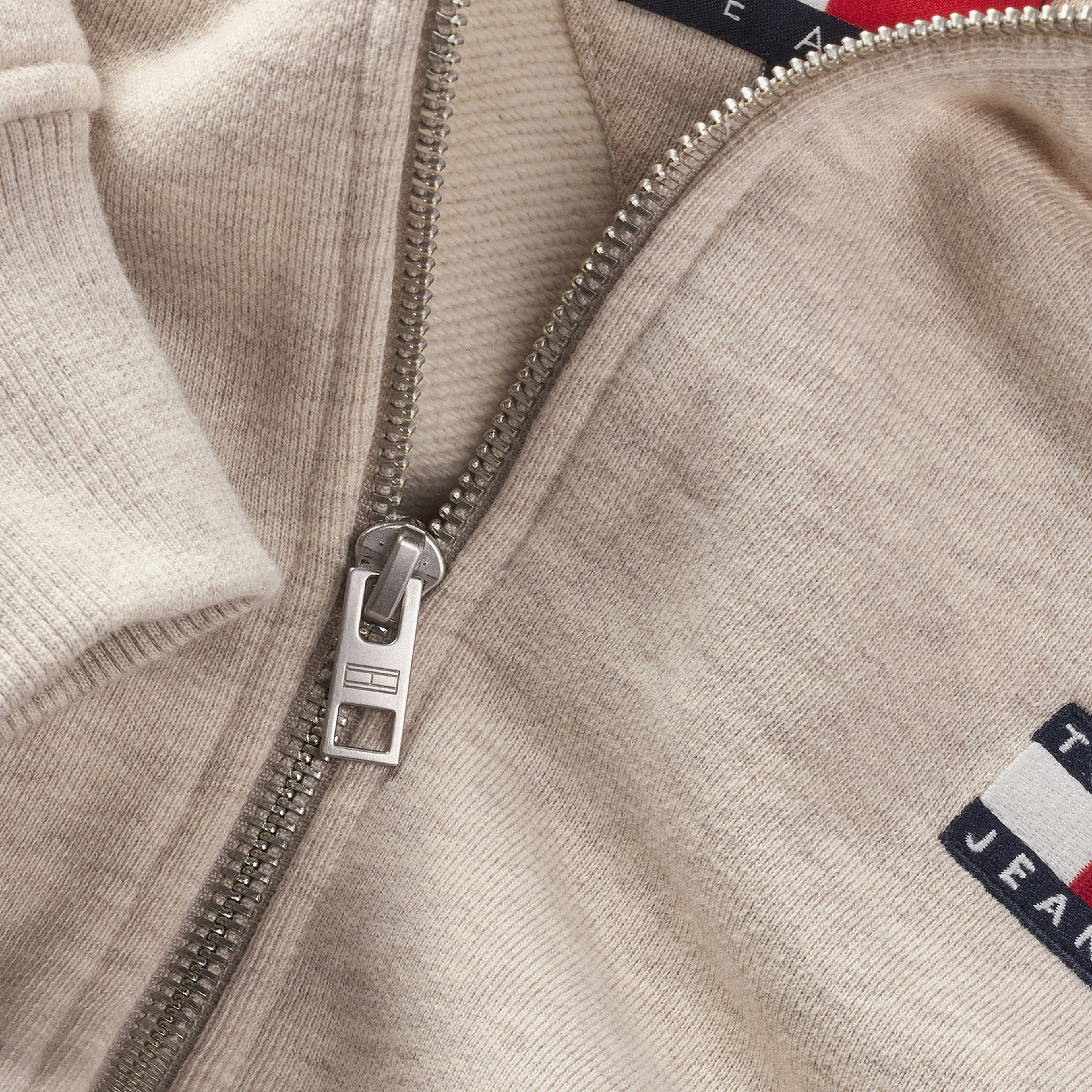 Tommy Jeans Boxy Badge Zip Ext Kadın Bej Sweatshirt