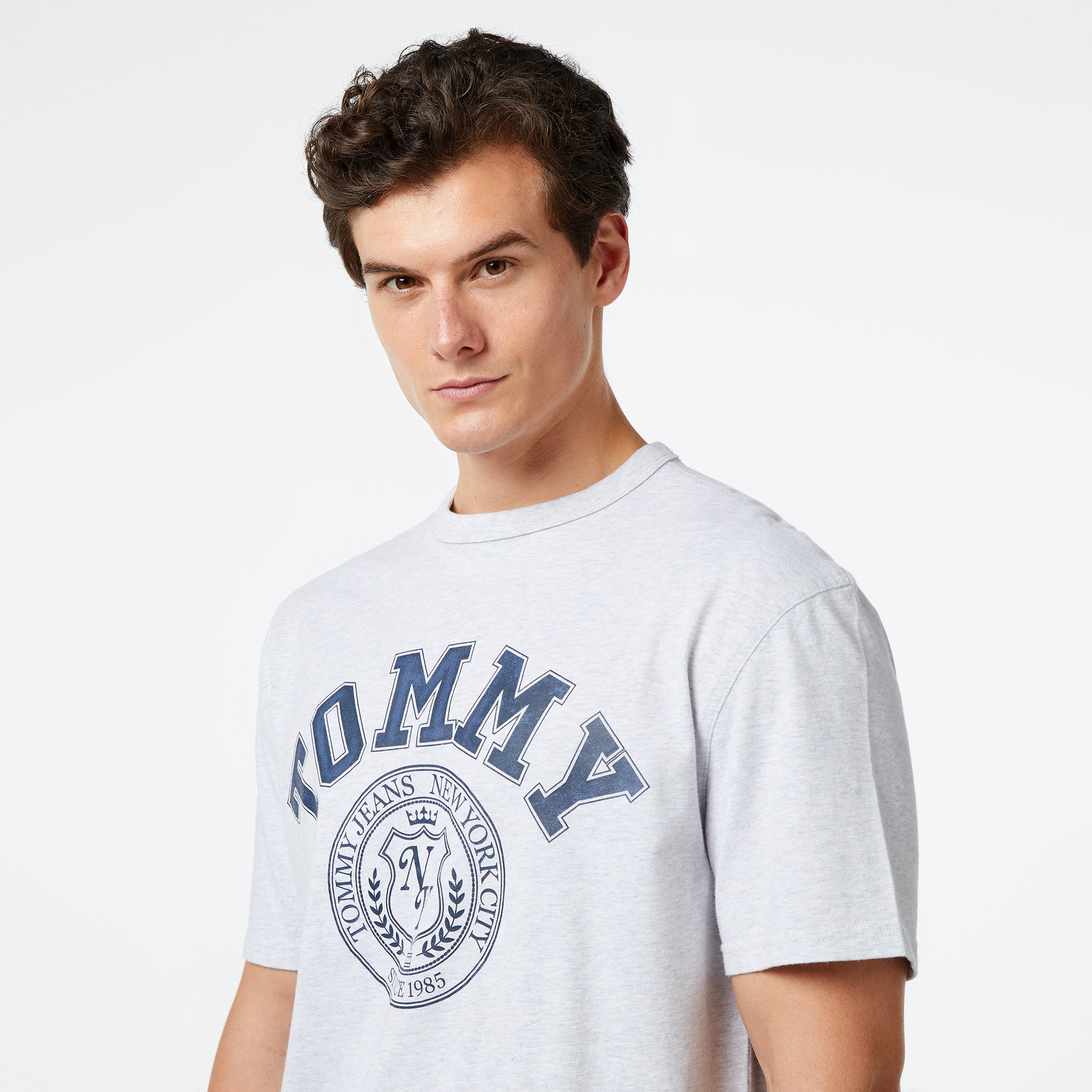 Tommy Hilfiger Jeans Vintage Arch Tommy Erkek Gri T-Shirt