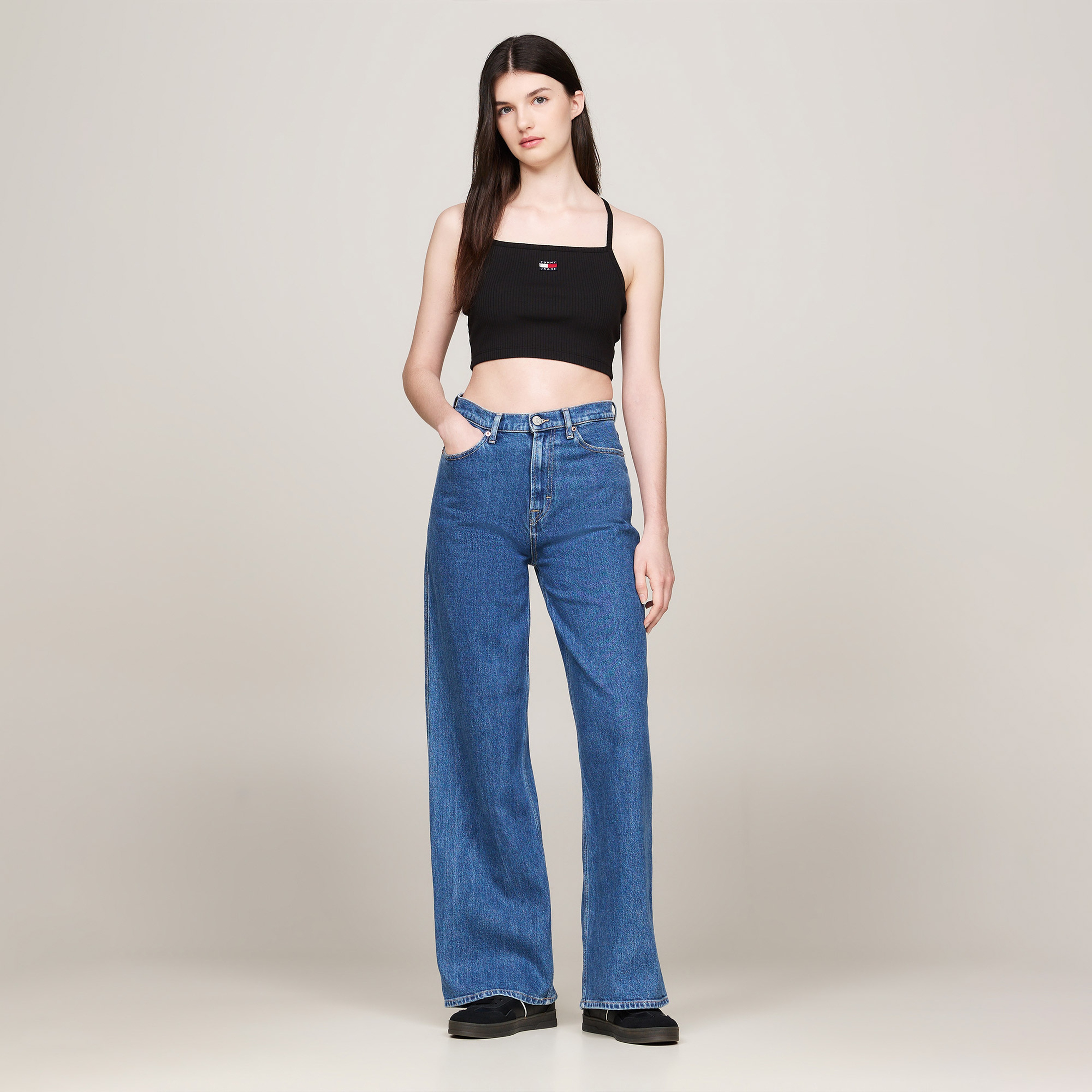 Tommy Jeans Kadın Siyah T-Shirt