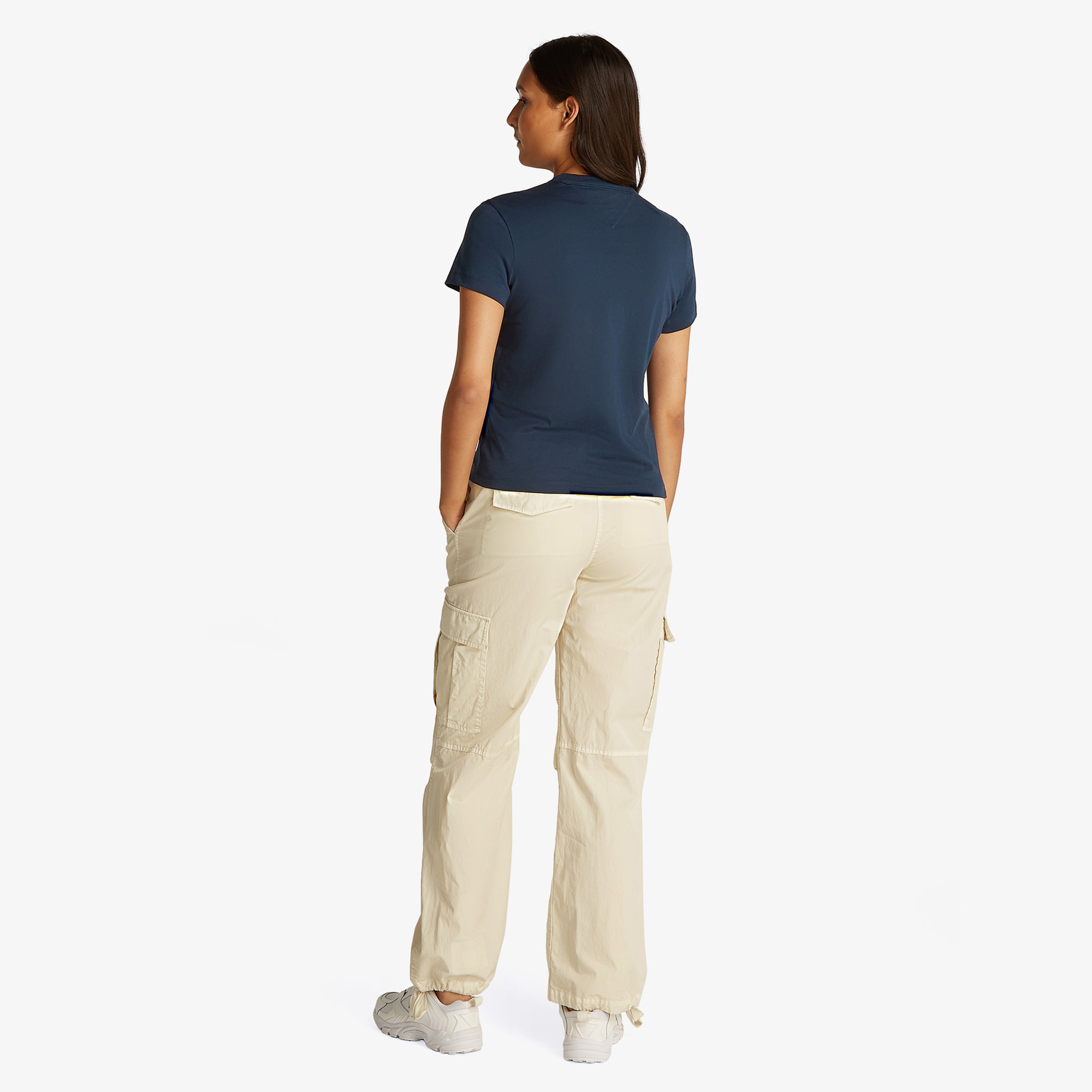 Tommy Jeans Reg Badge Kadın Lacivert T-Shirt