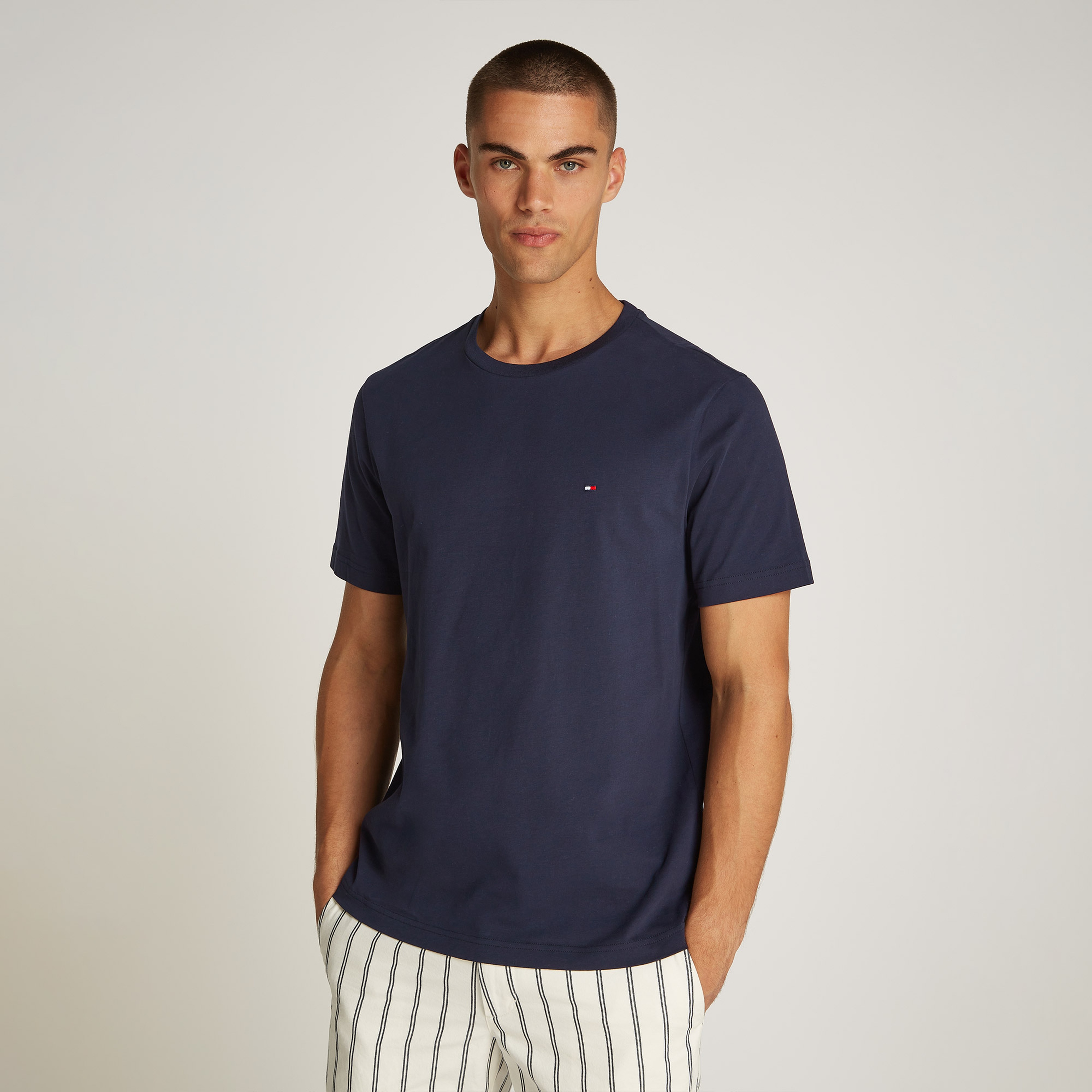 Tommy Hilfiger Essential Reg Fit Solid Erkek Mavi T-Shirt