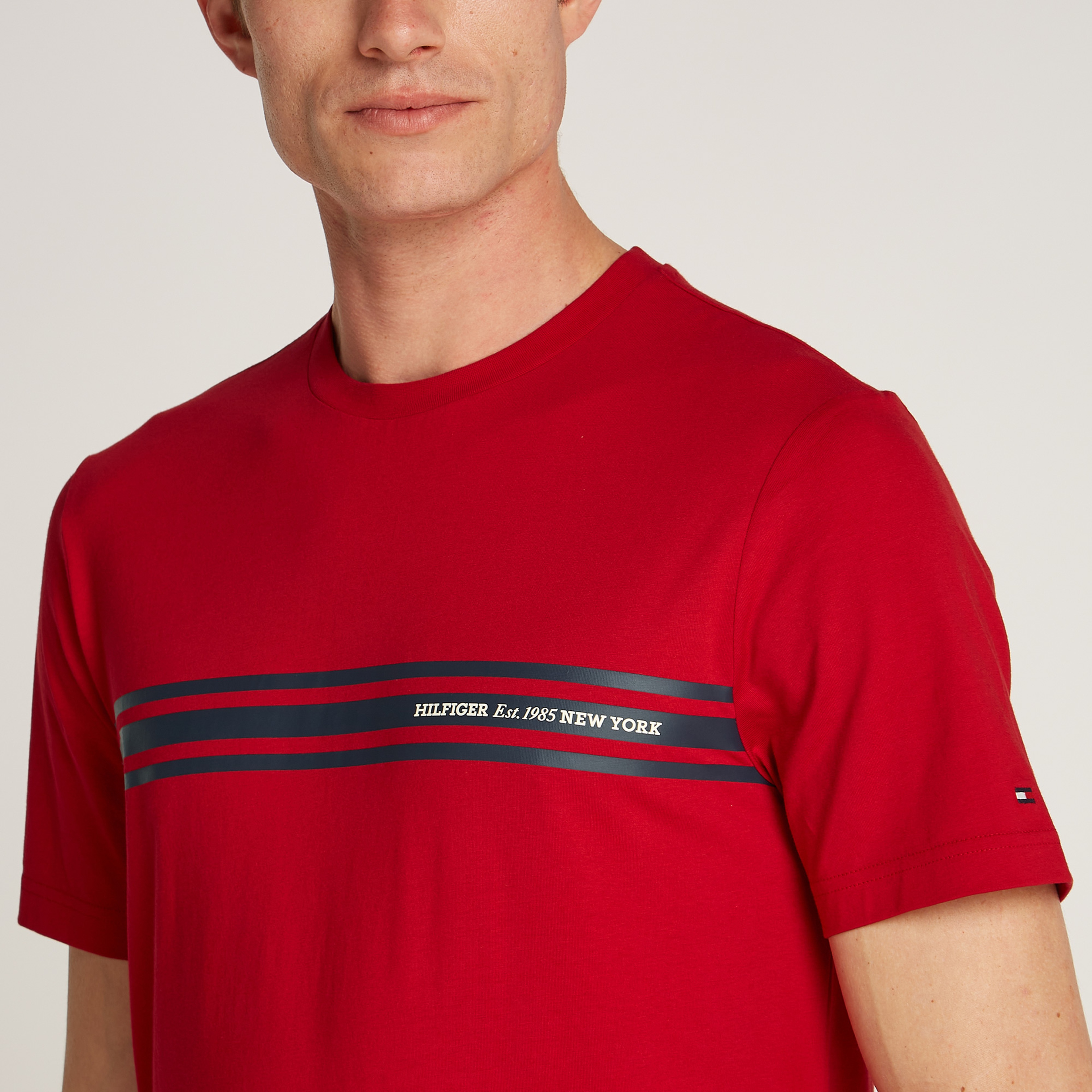 Tommy Hilfiger Central Chest Stripe Erkek Kırmızı T-Shirt