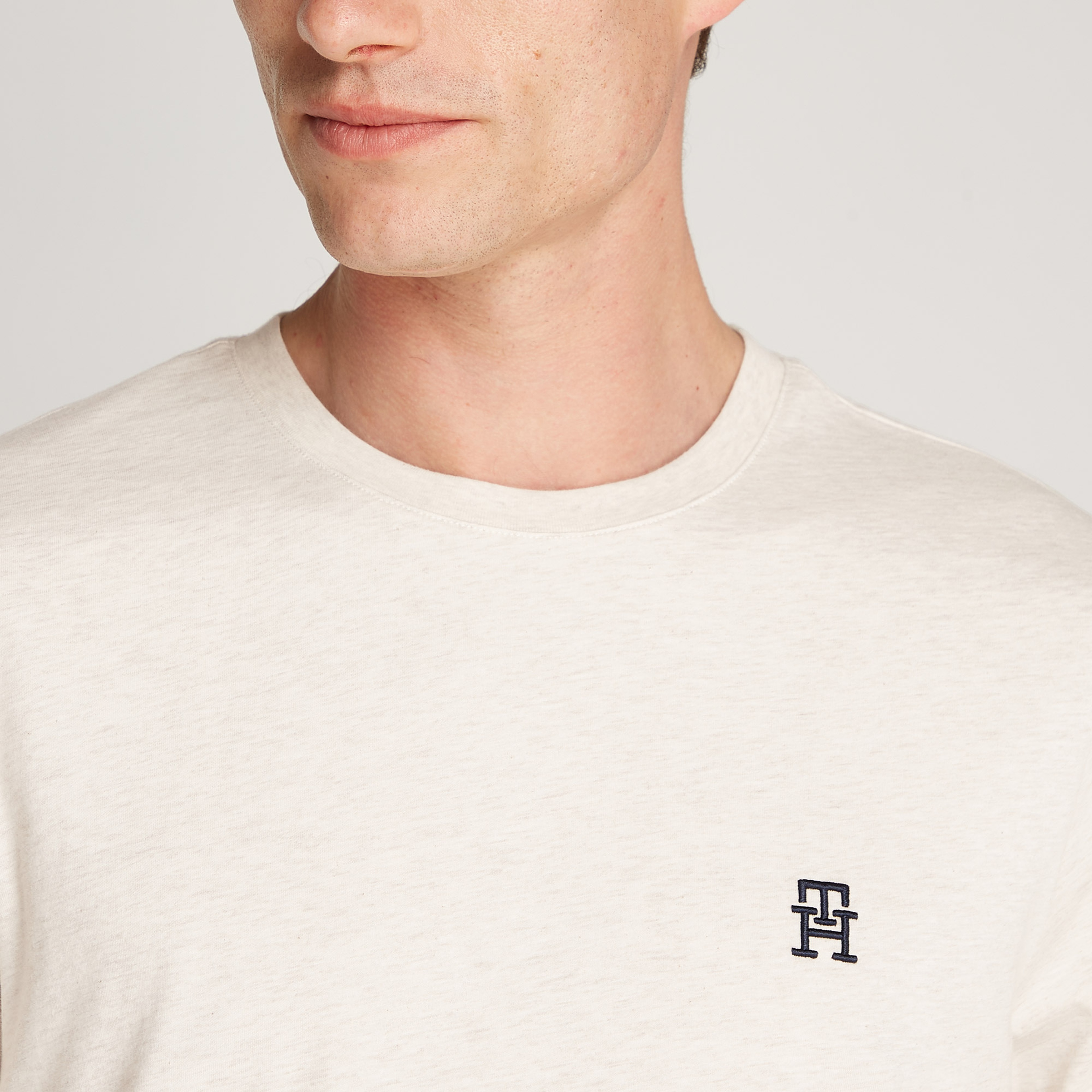Tommy Hilfiger Monogram Imd Erkek Kahverengi T-Shirt