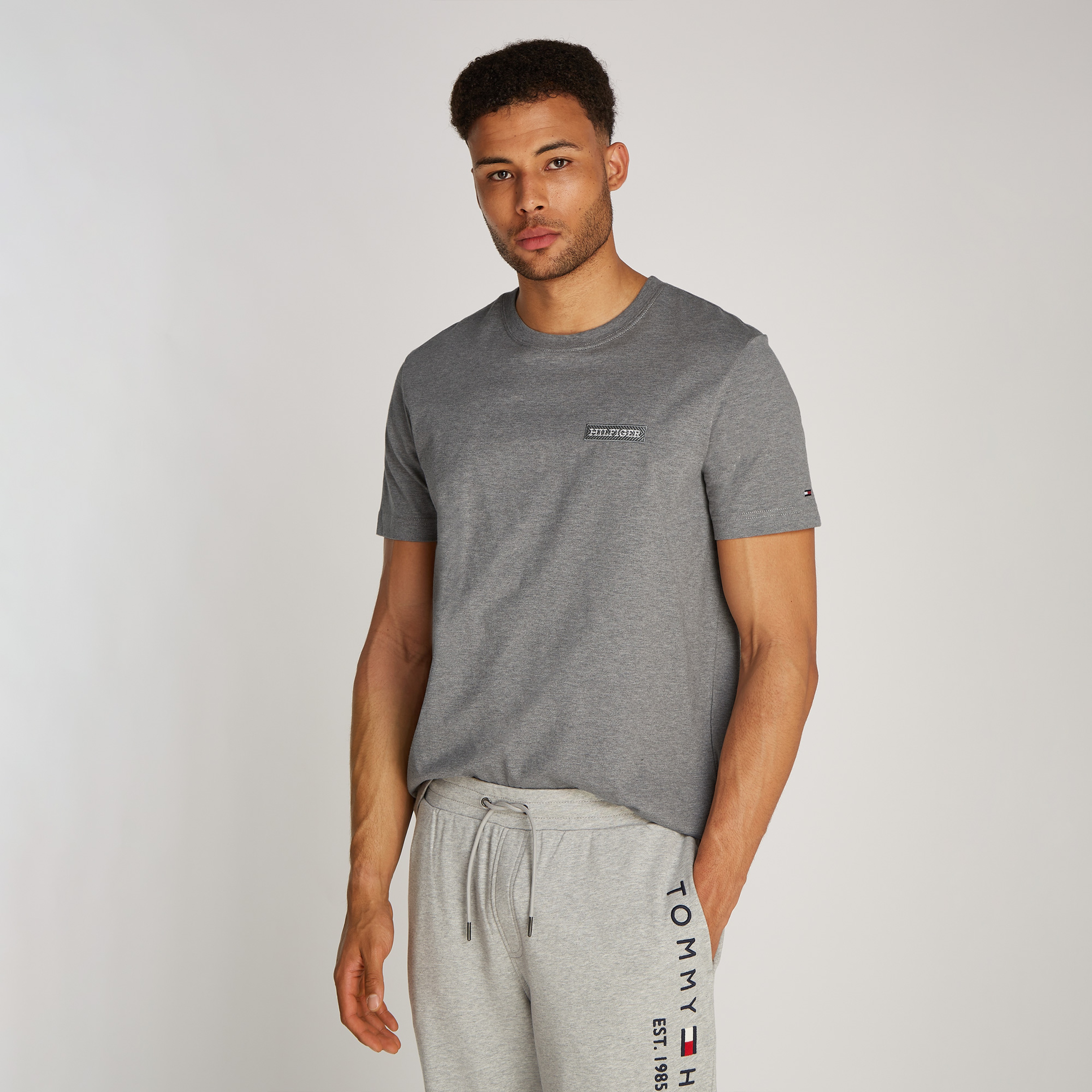 Tommy Hilfiger Erkek Gri T-Shirt