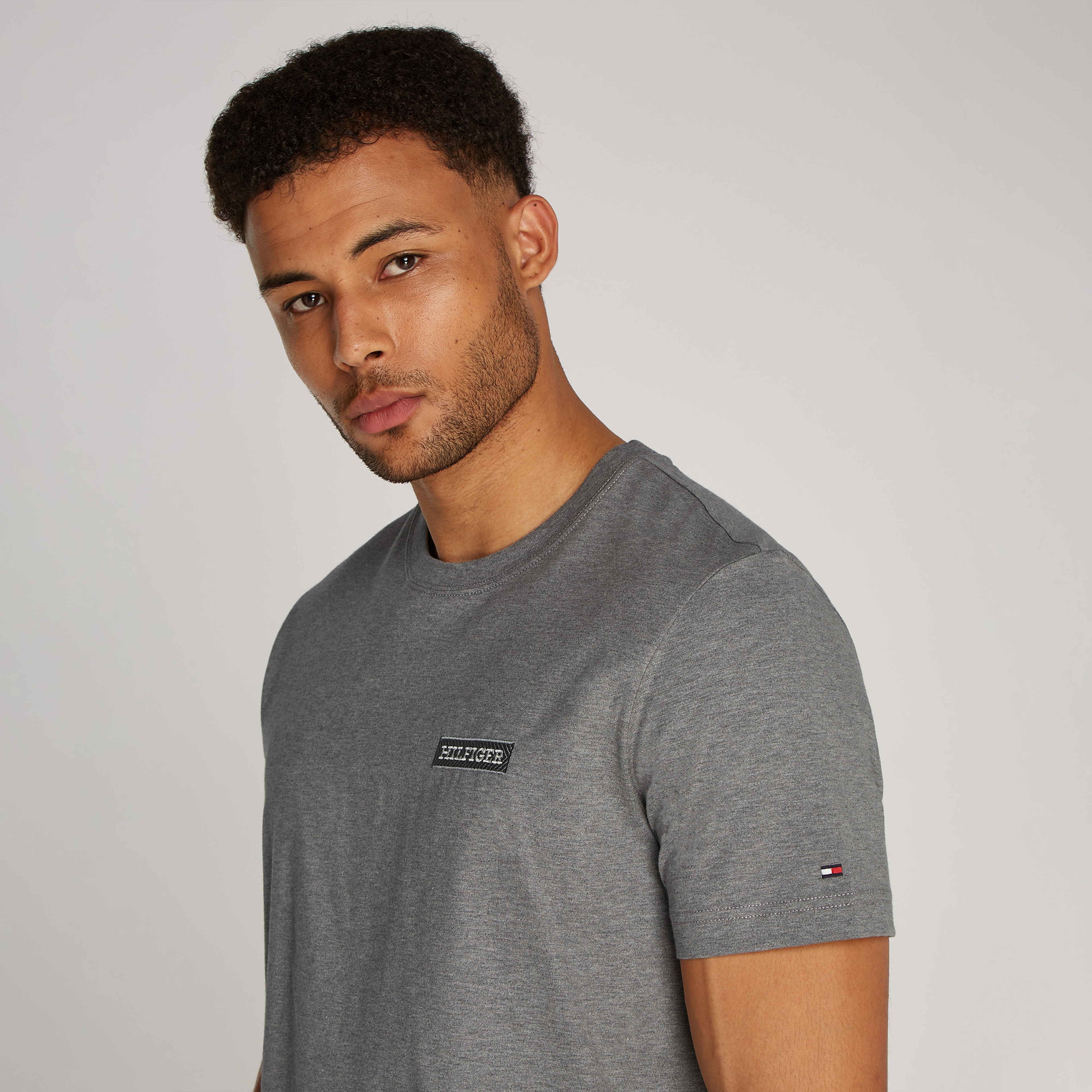 Tommy Hilfiger Erkek Gri T-Shirt