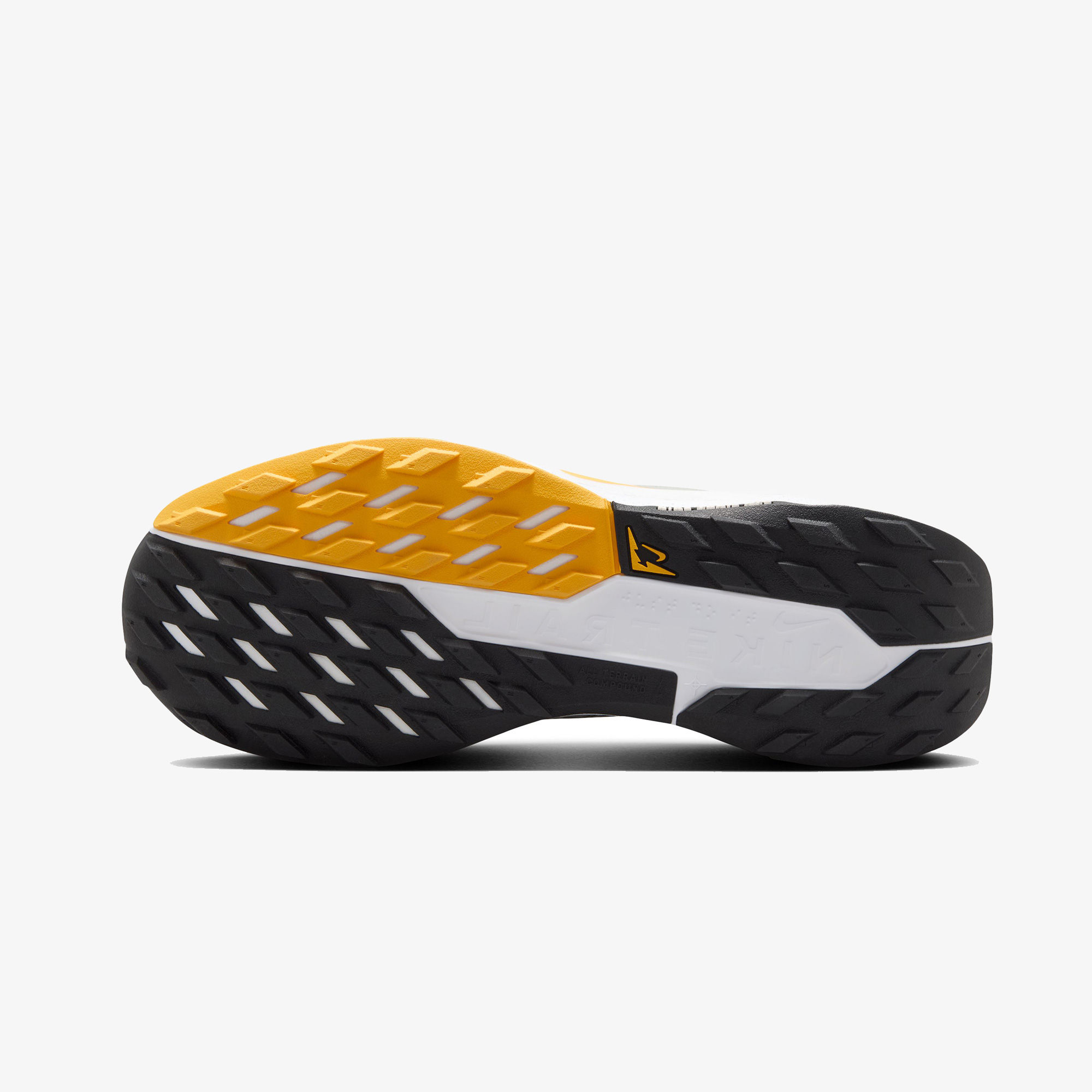 Nike Pegasus Trail 5 Gore-Tex Kadın Bej Koşu Ayakkabısı