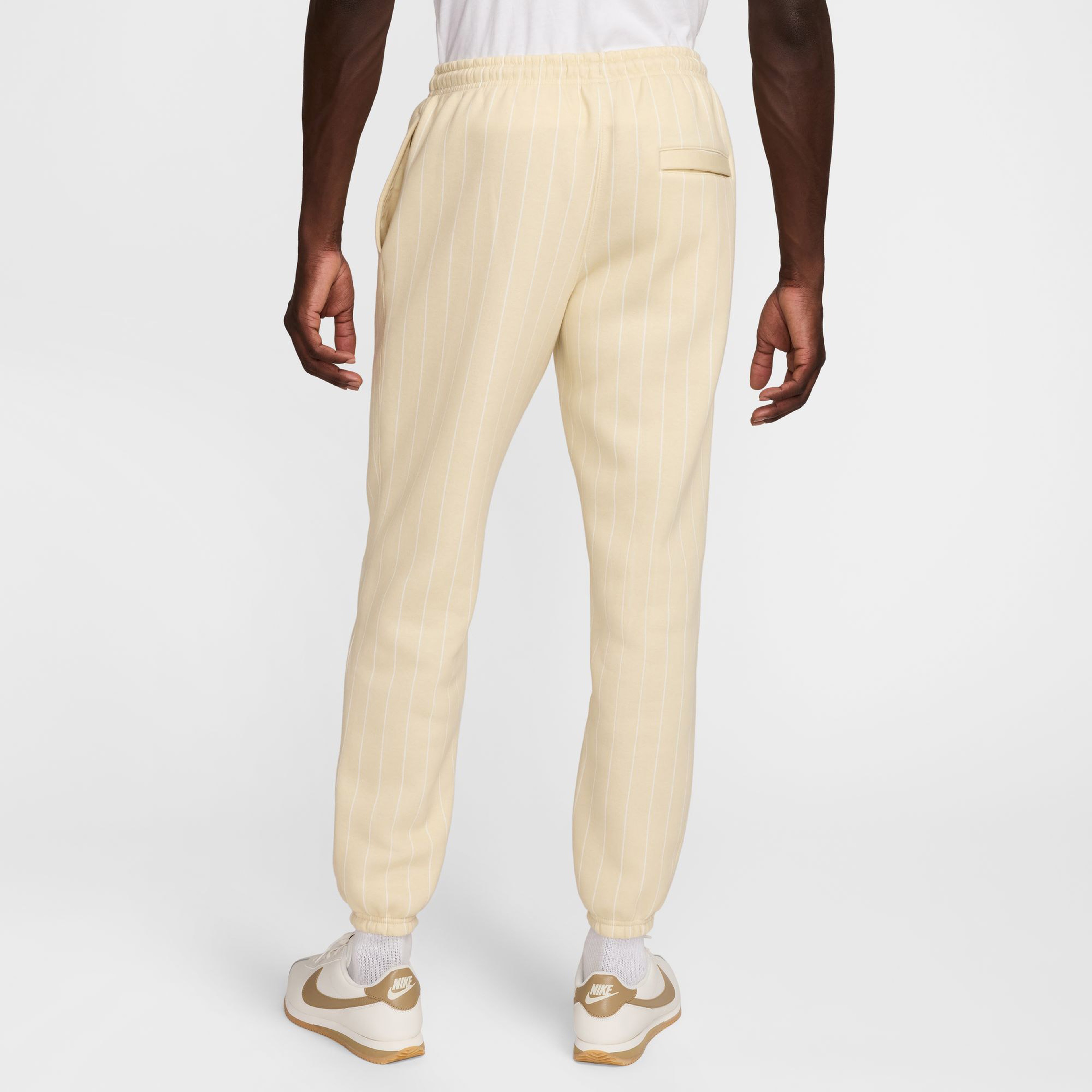 Nike Club Erkek Kahverengi Eşofman Altı