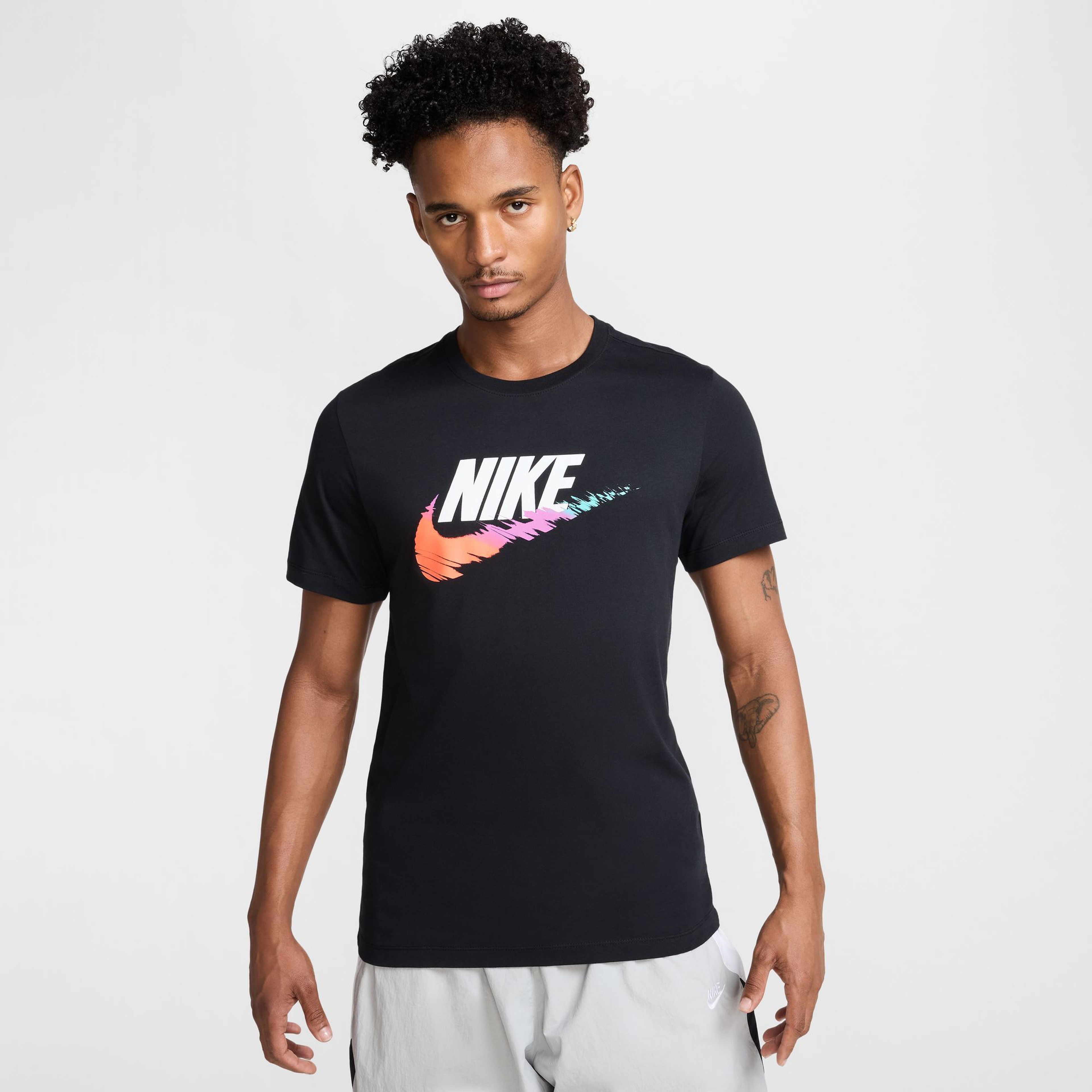 Nike Sportswear Erkek Siyah T-Shirt