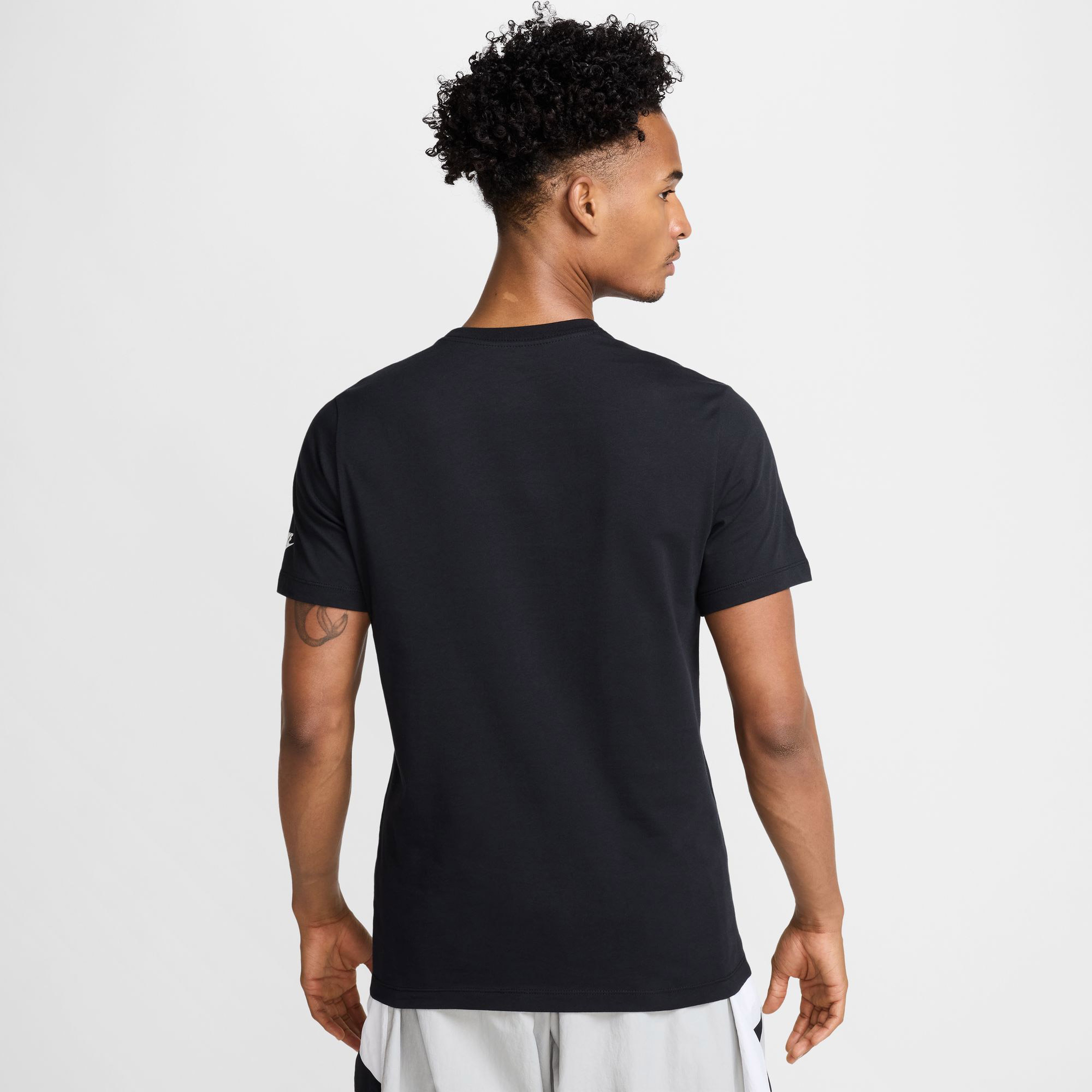 Nike Sportswear Erkek Siyah T-Shirt