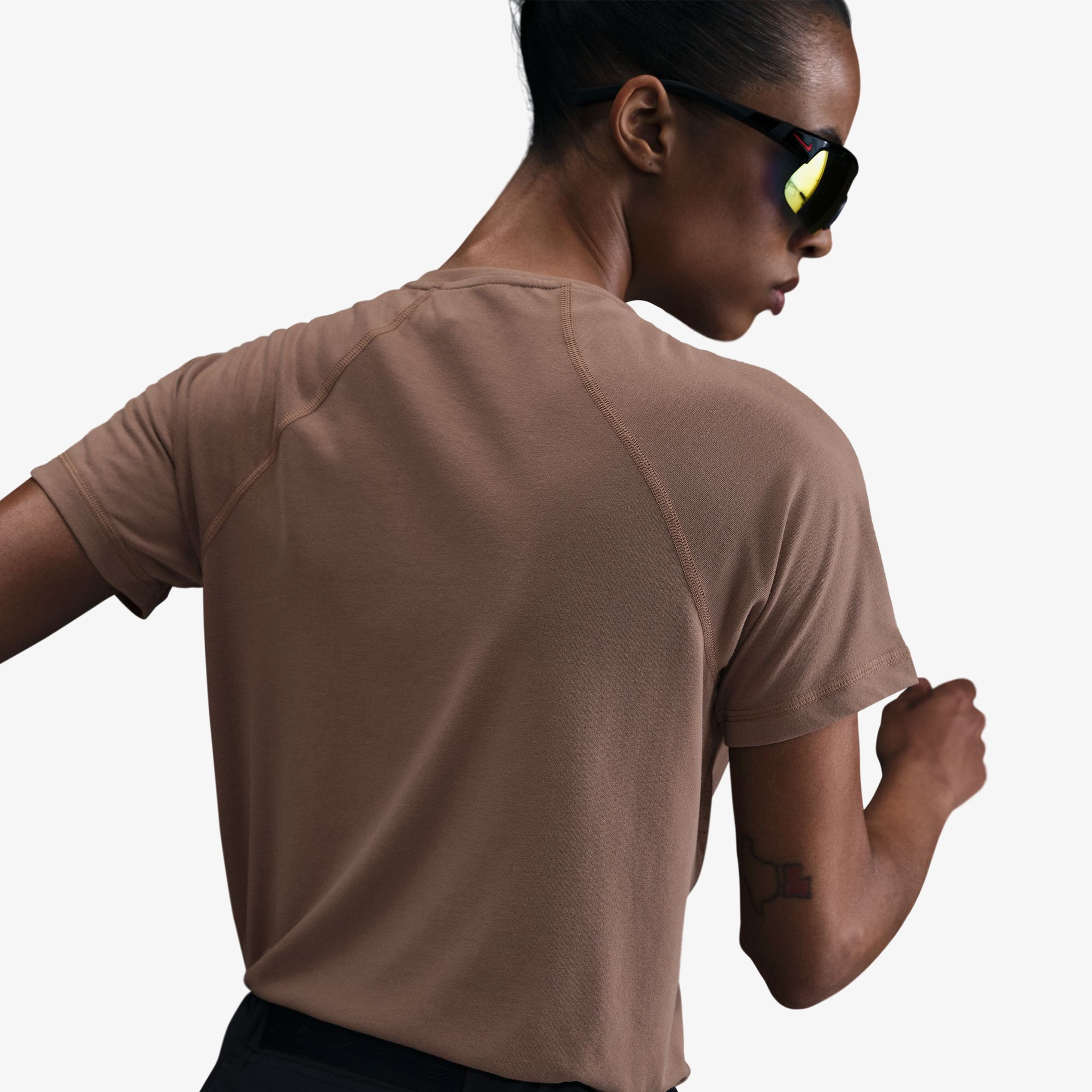 Nike Trail Kadın Kahverengi Koşu T-Shirt