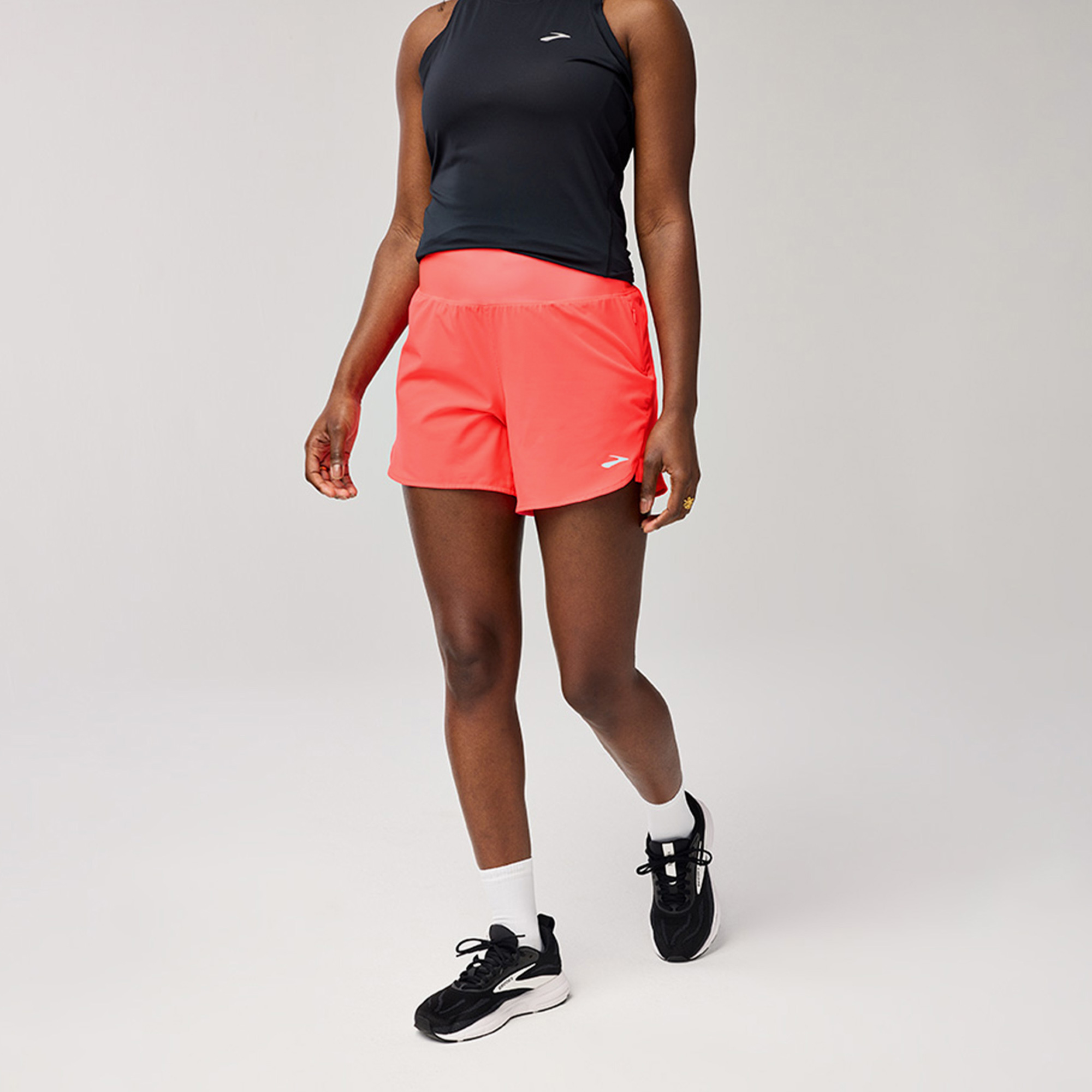 Brooks Chaser 5 2.0 Kadın Turuncu Koşu Şortu