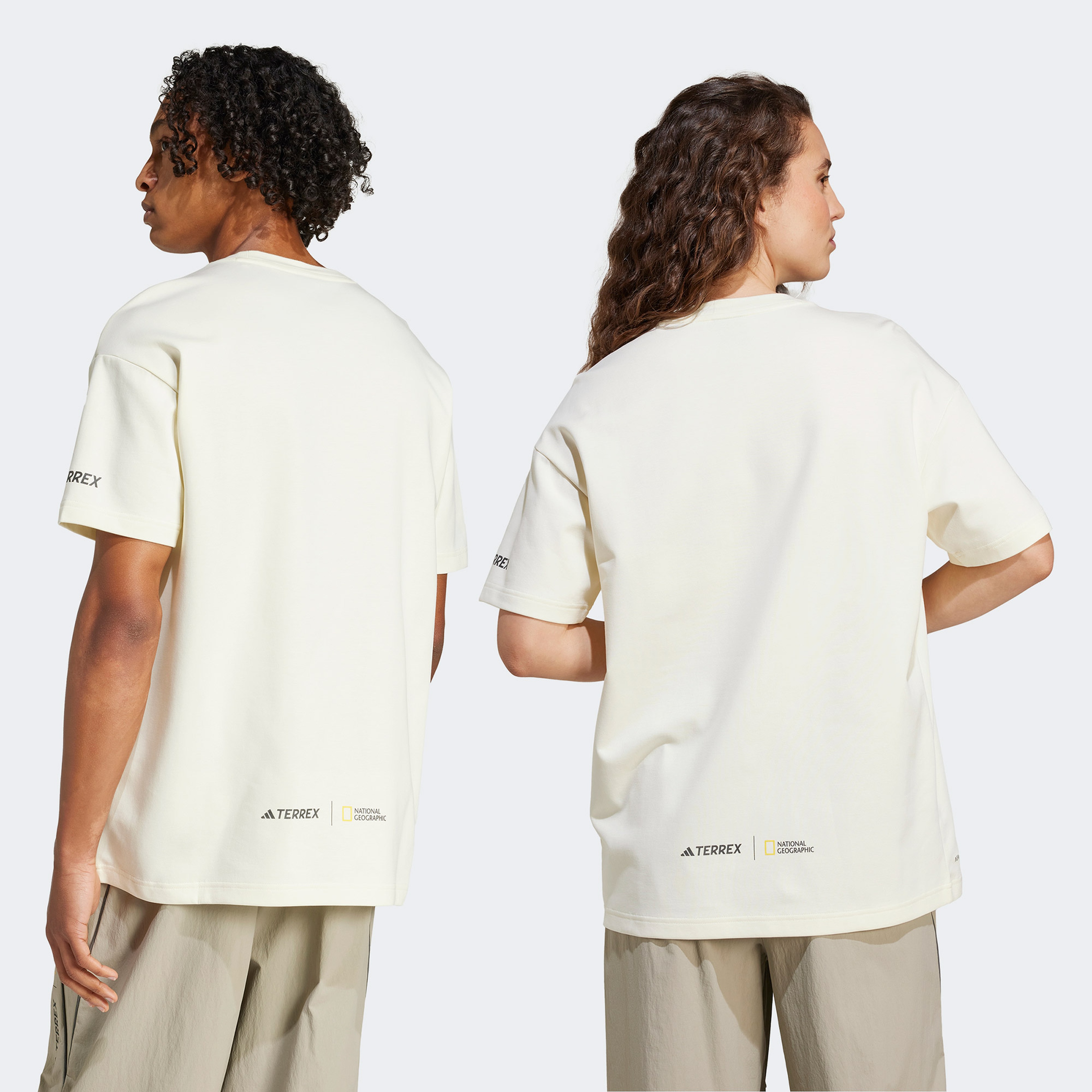 Adidas Erkek Bej T-Shirt