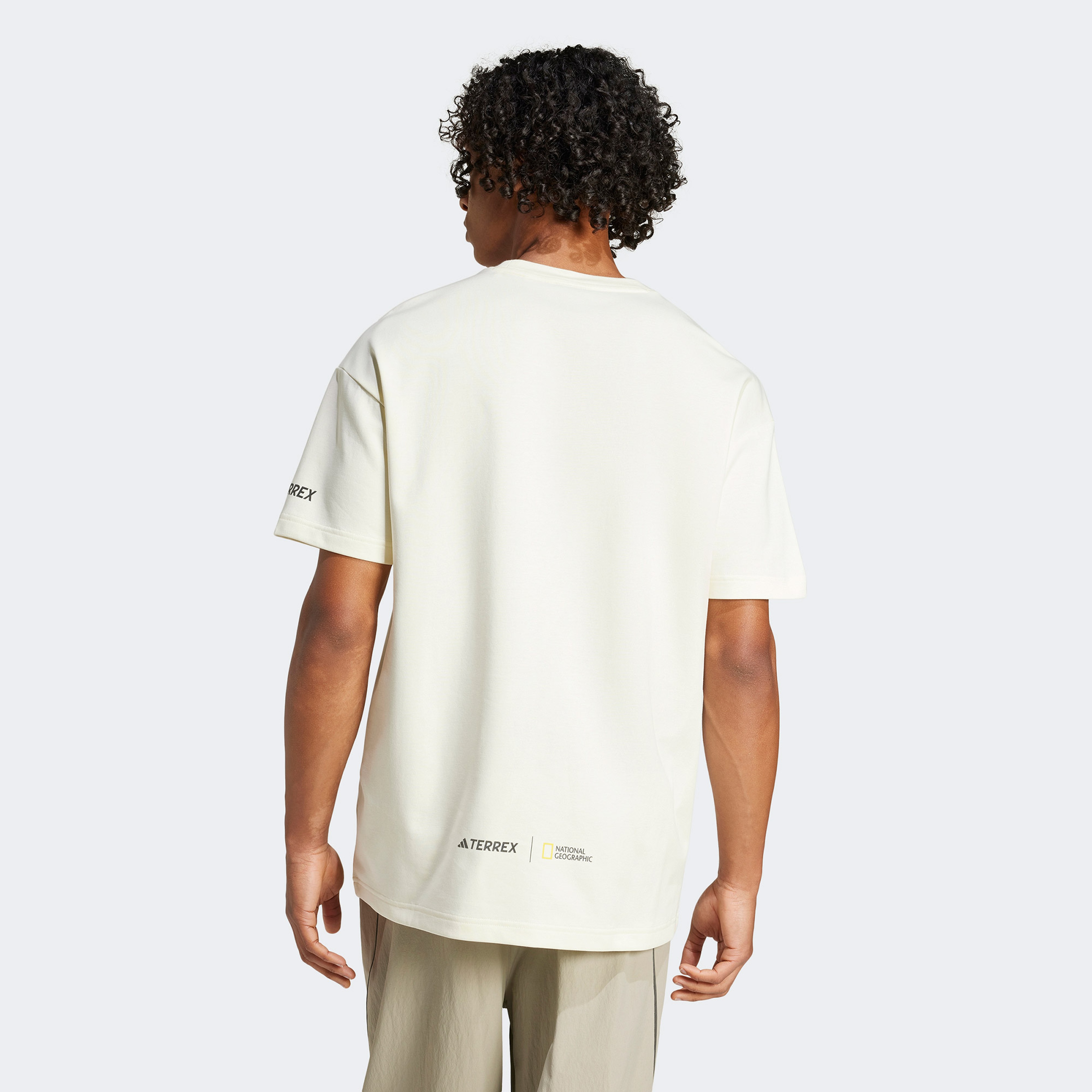 Adidas Erkek Bej T-Shirt