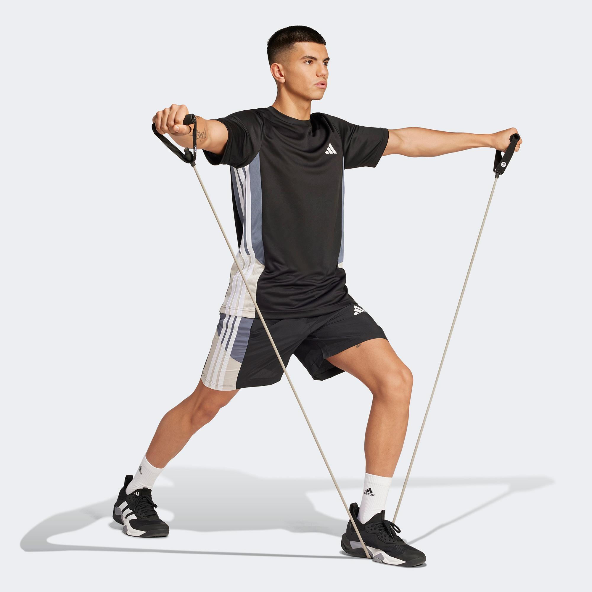 adidas Train Essentials Seasonal Erkek Siyah Antrenman Şort